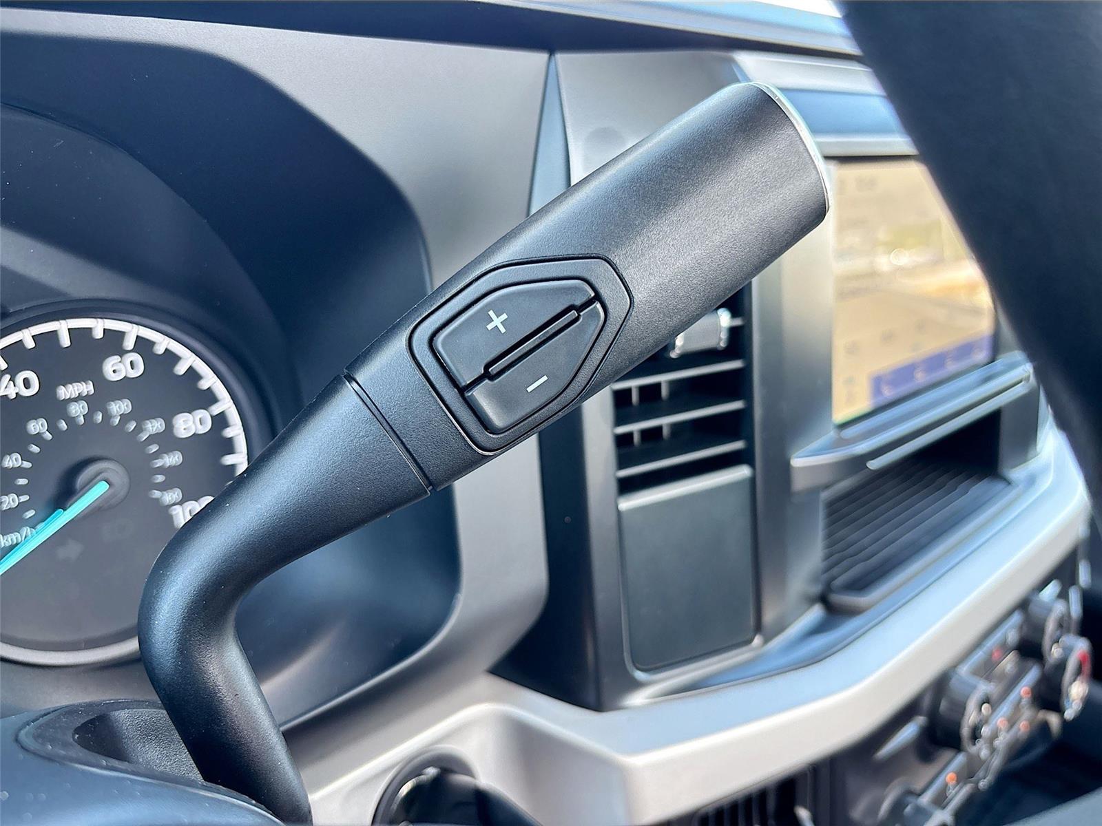 2025 Ford Super Duty F-350 SRW XL