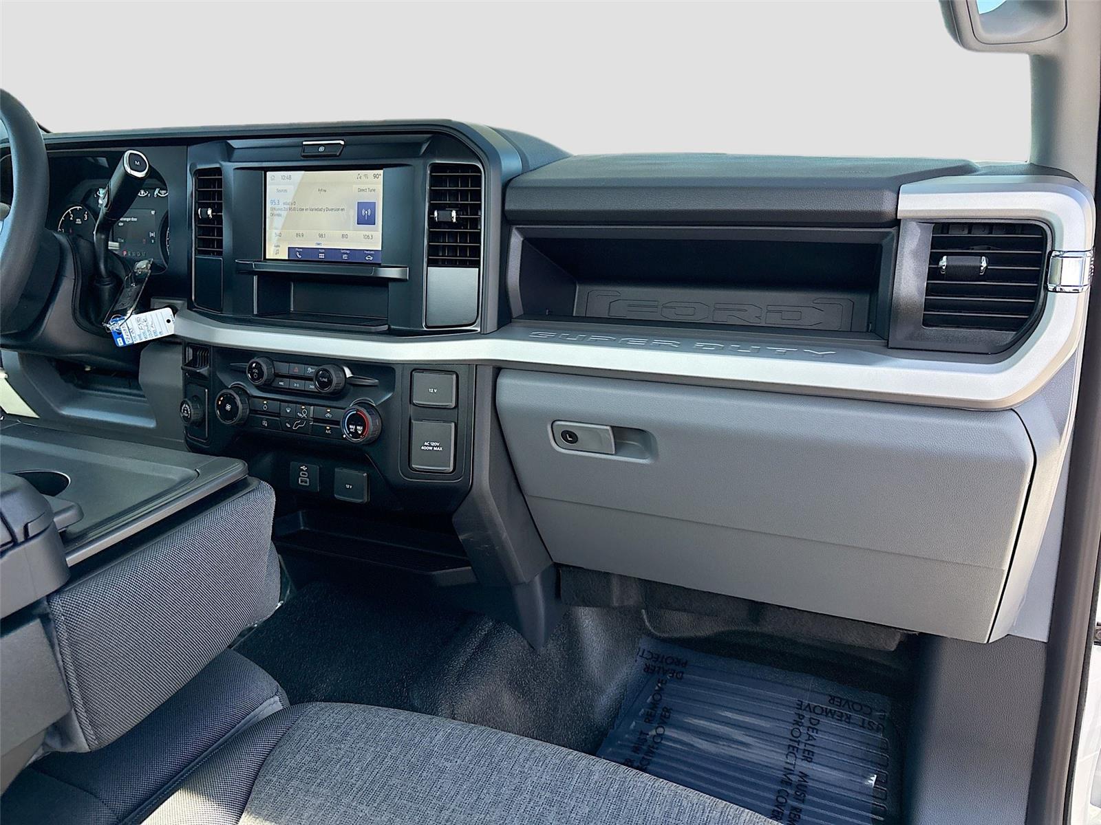 2025 Ford Super Duty F-350 SRW XL