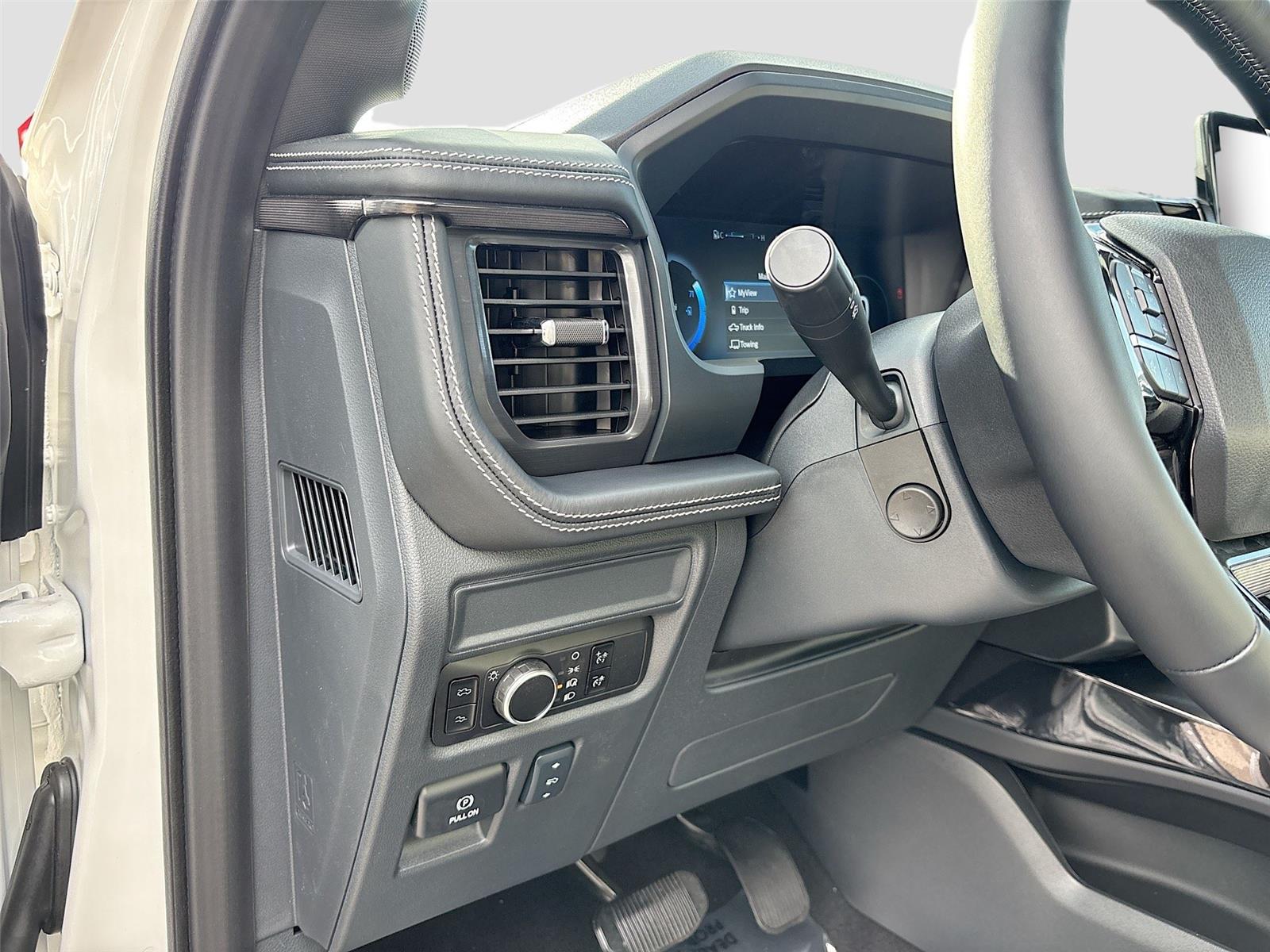 Ford F-150 Lightning Platinum