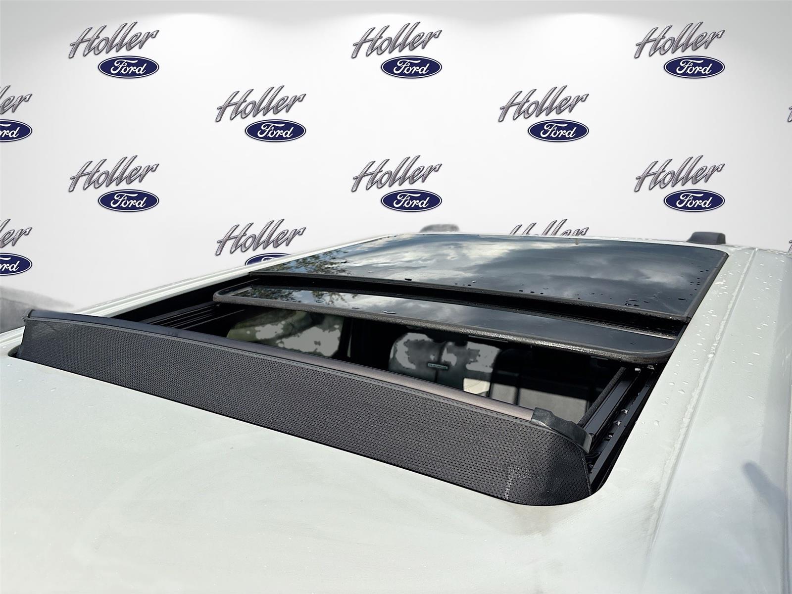 Ford F-150 Lightning Platinum