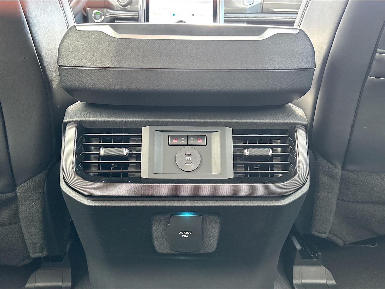 Ford F-150 Lightning Platinum