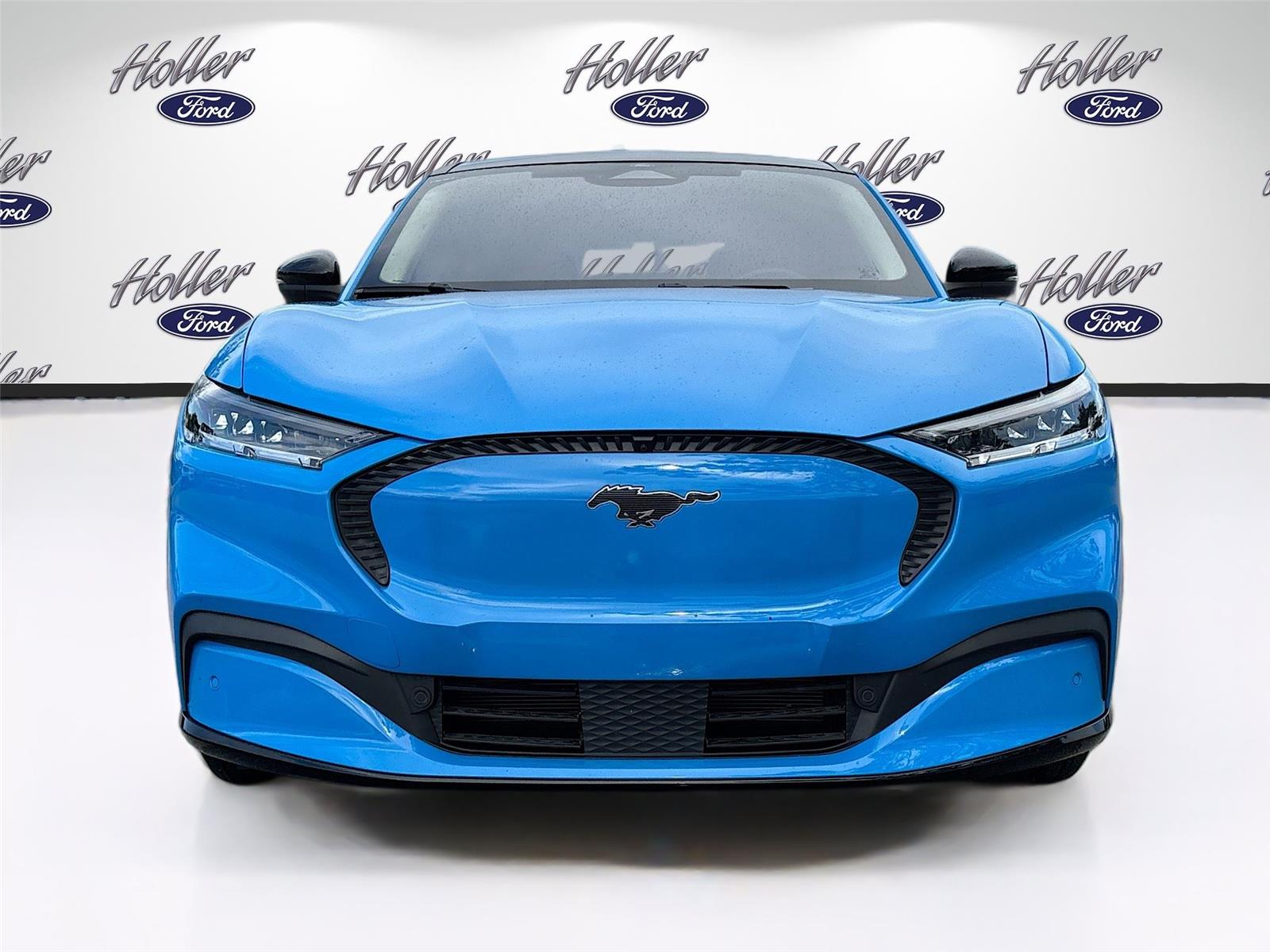 2023 Ford Mustang Mach-E California Route 1