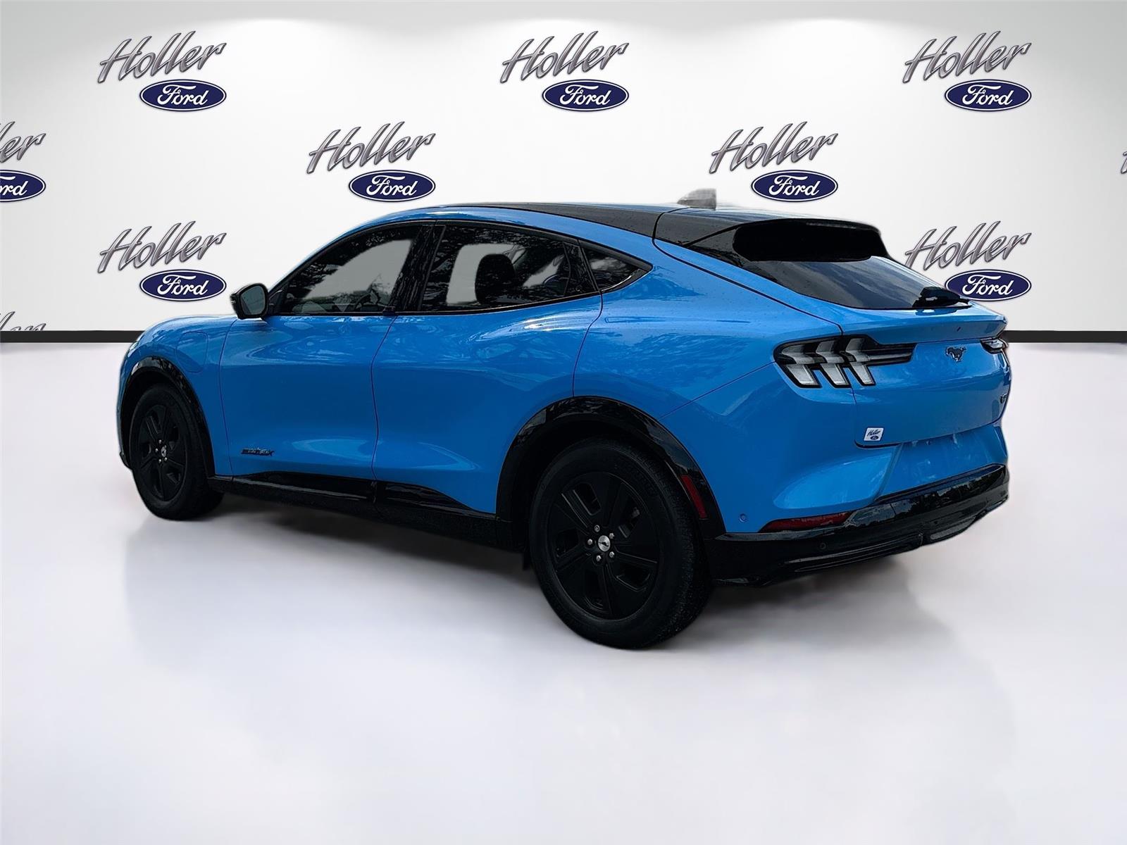 2023 Ford Mustang Mach-E California Route 1