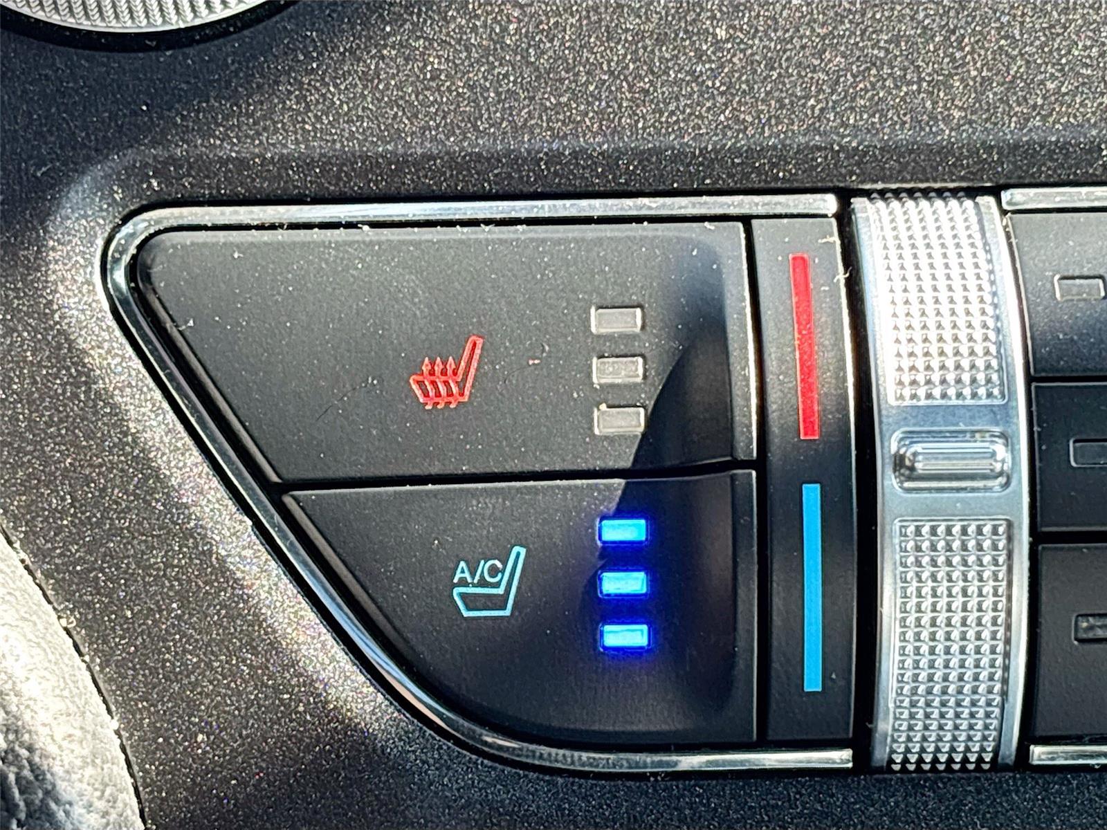 2023 Ford Mustang EcoBoost Premium