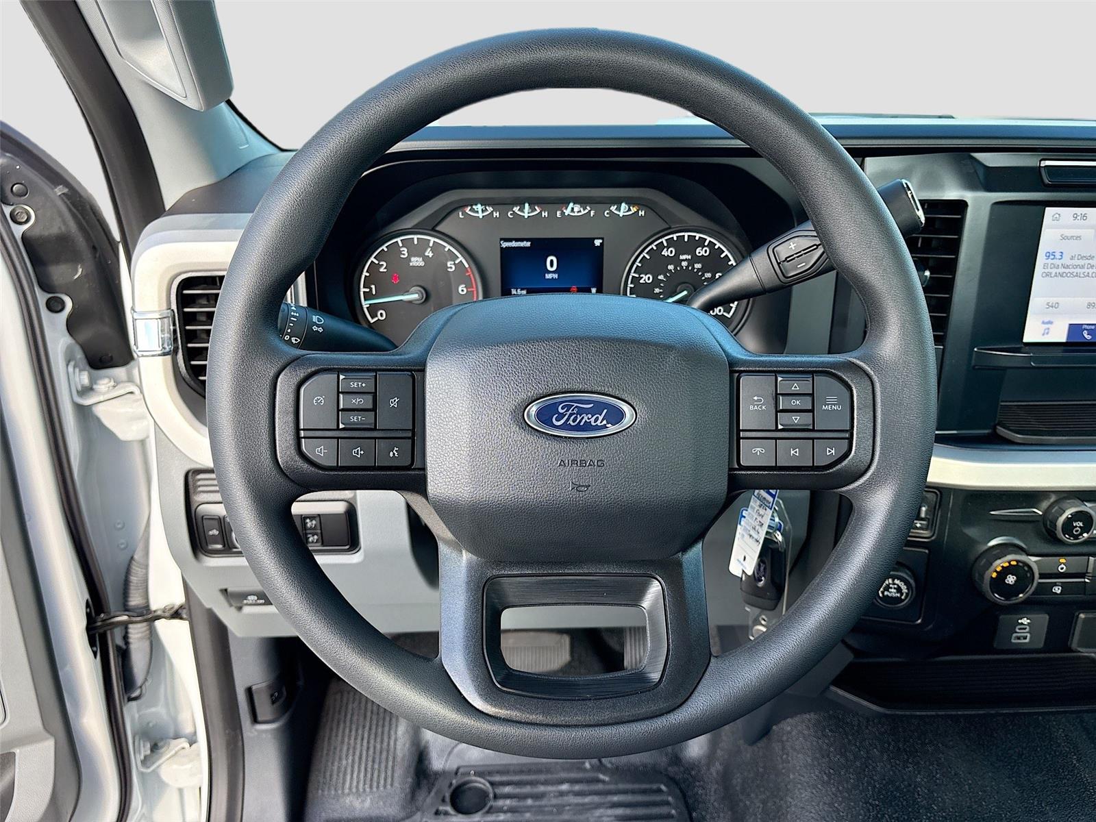 2024 Ford Super Duty F-350 SRW XL