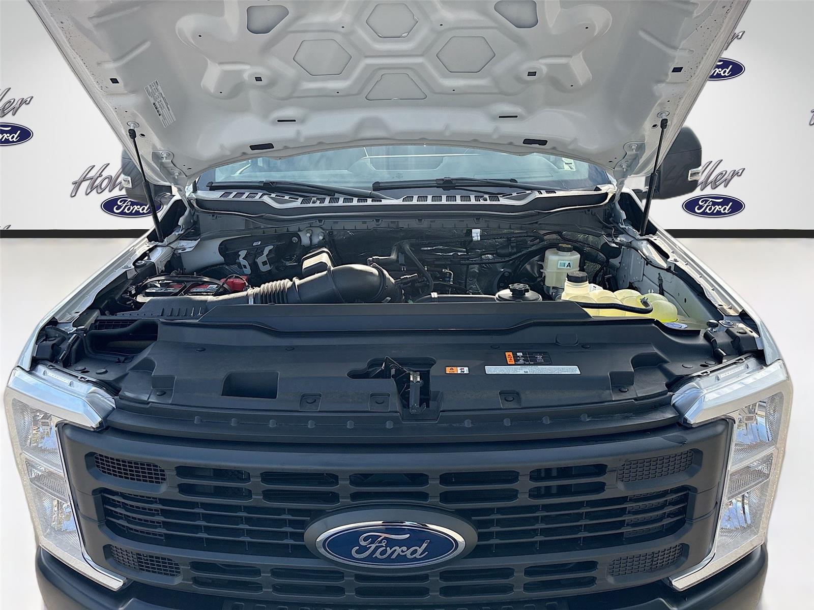 2024 Ford Super Duty F-350 SRW XL