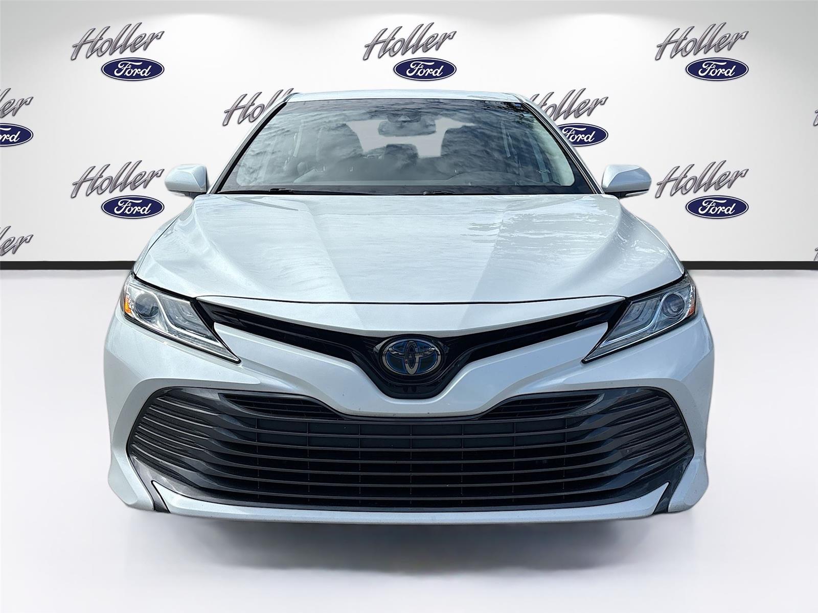 2019 Toyota Camry Hybrid XLE