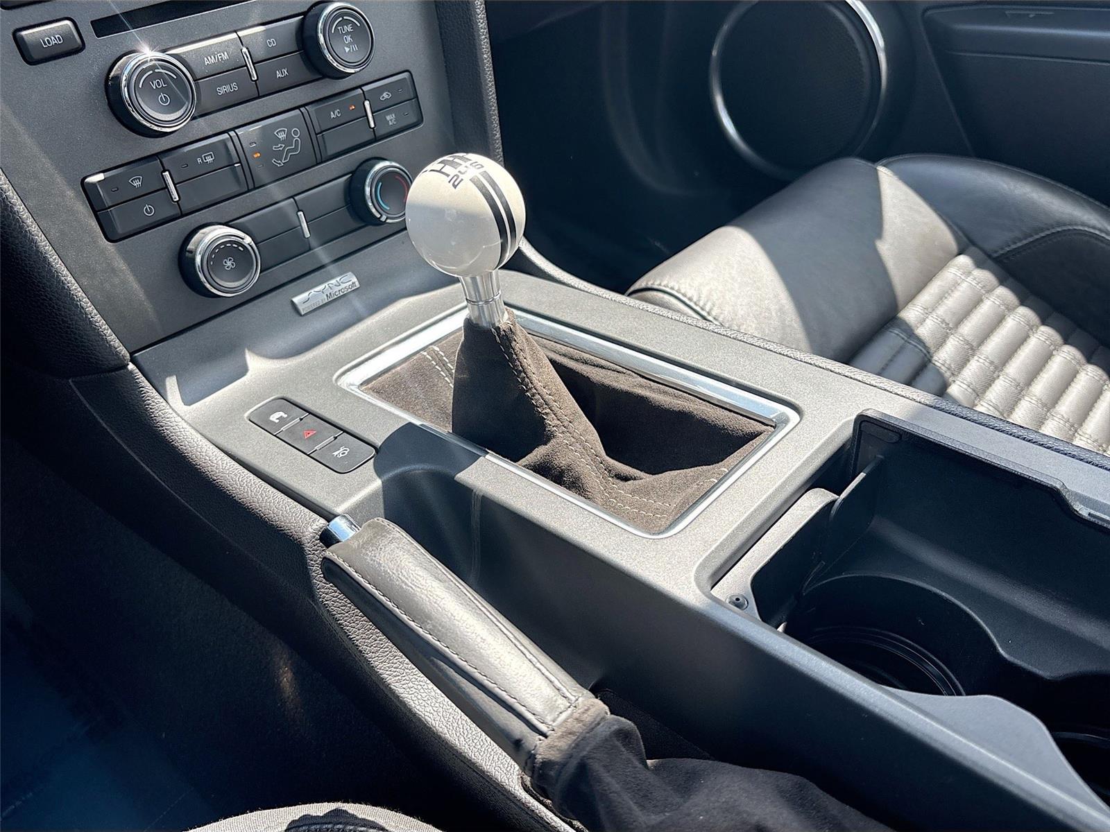 2010 Ford Shelby GT500 Base