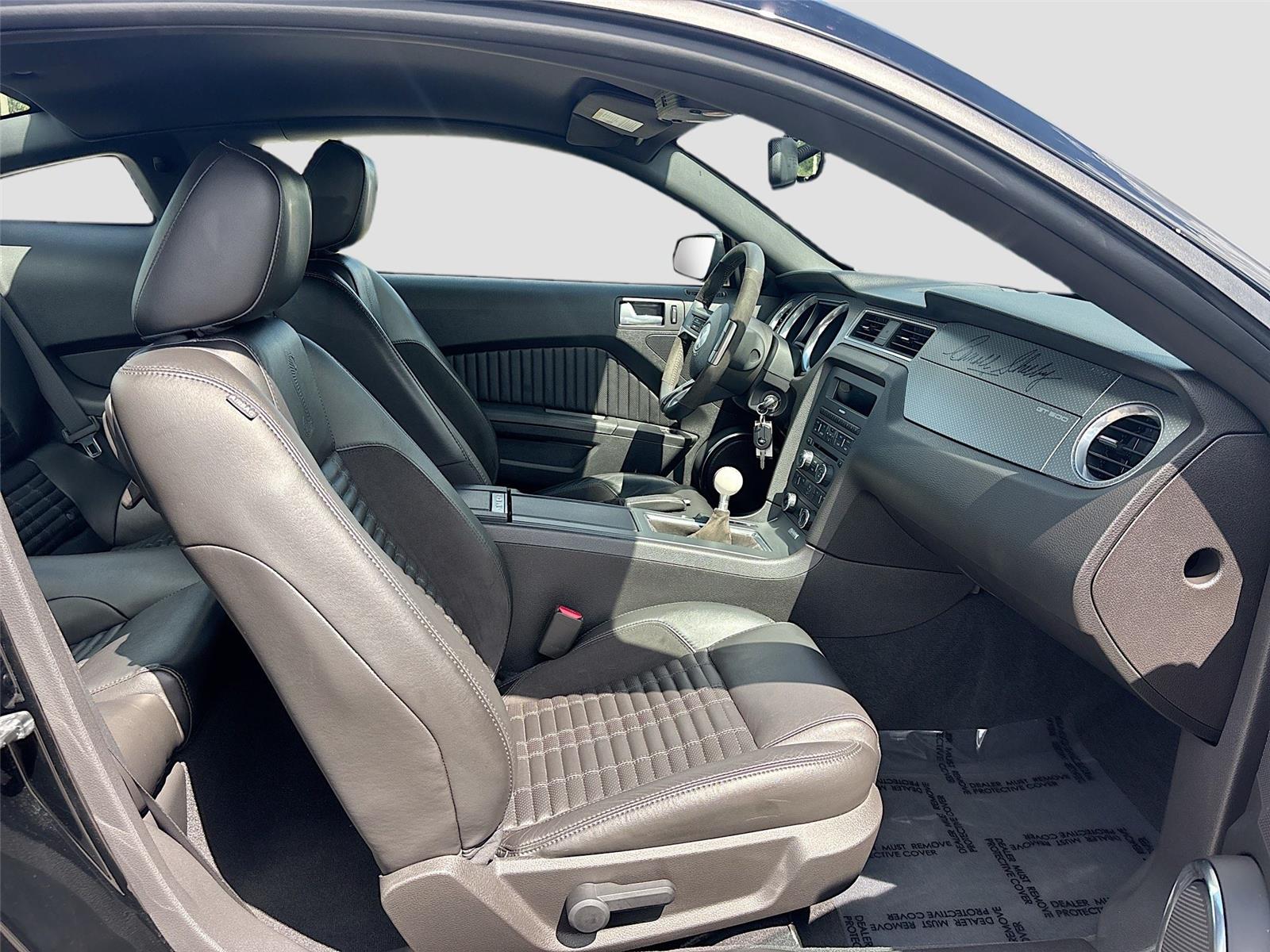 2010 Ford Shelby GT500 Base