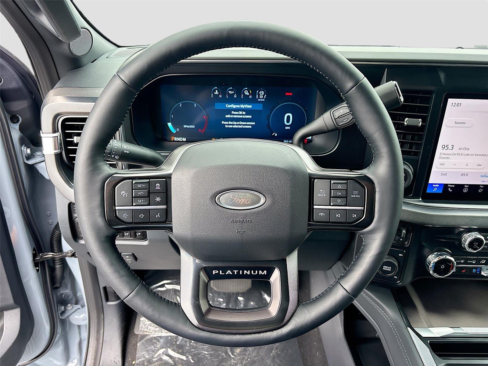 2026 Ford Super Duty F-250 SRW Platinum