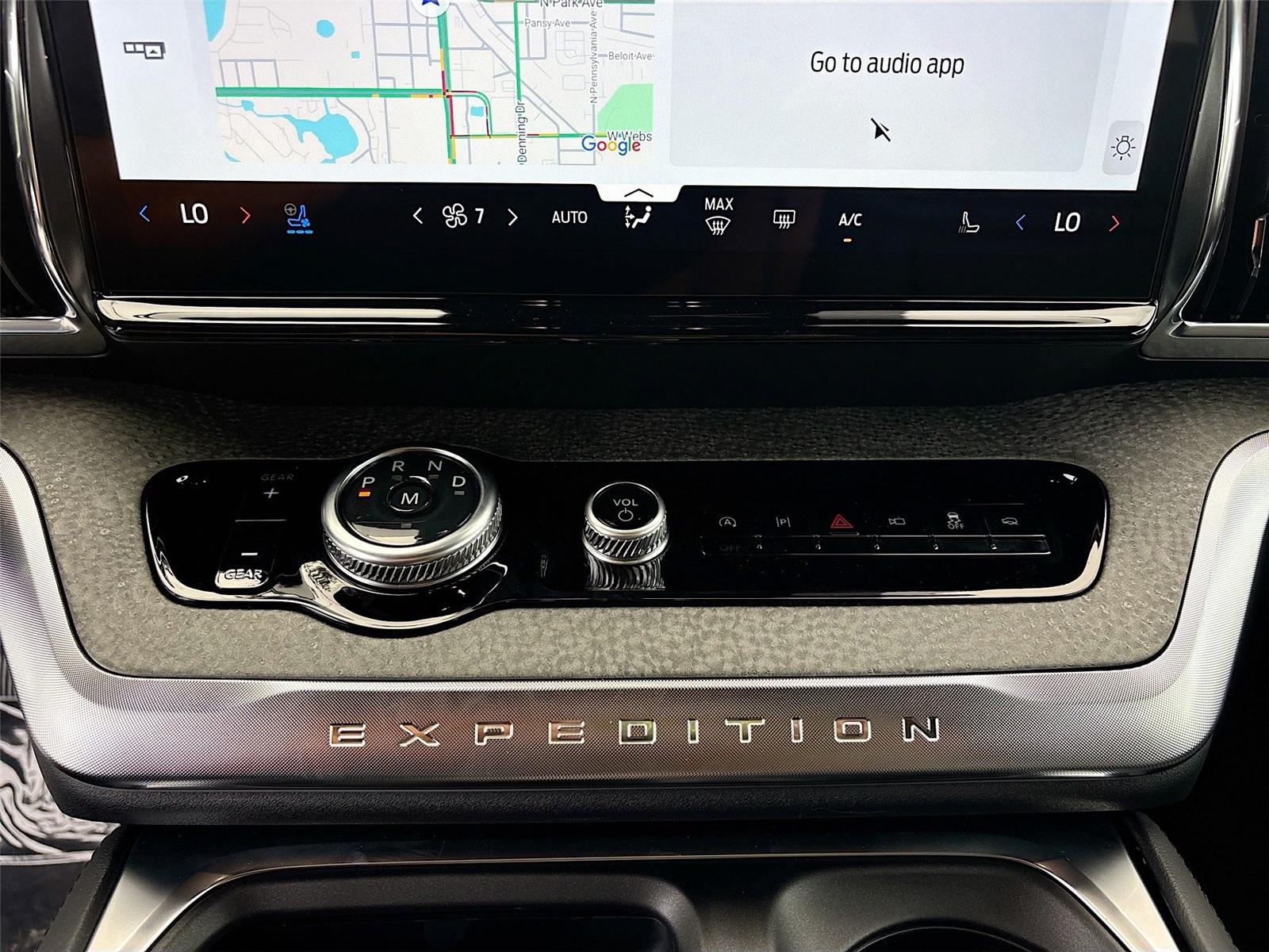 2025 Ford Expedition Tremor