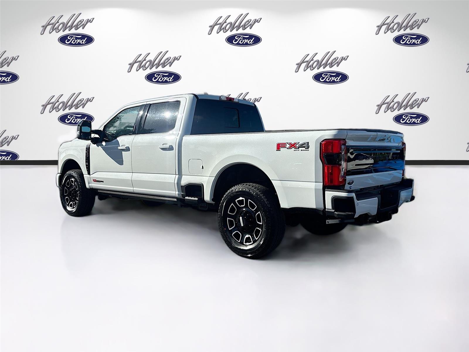 2026 Ford Super Duty F-350 SRW Platinum