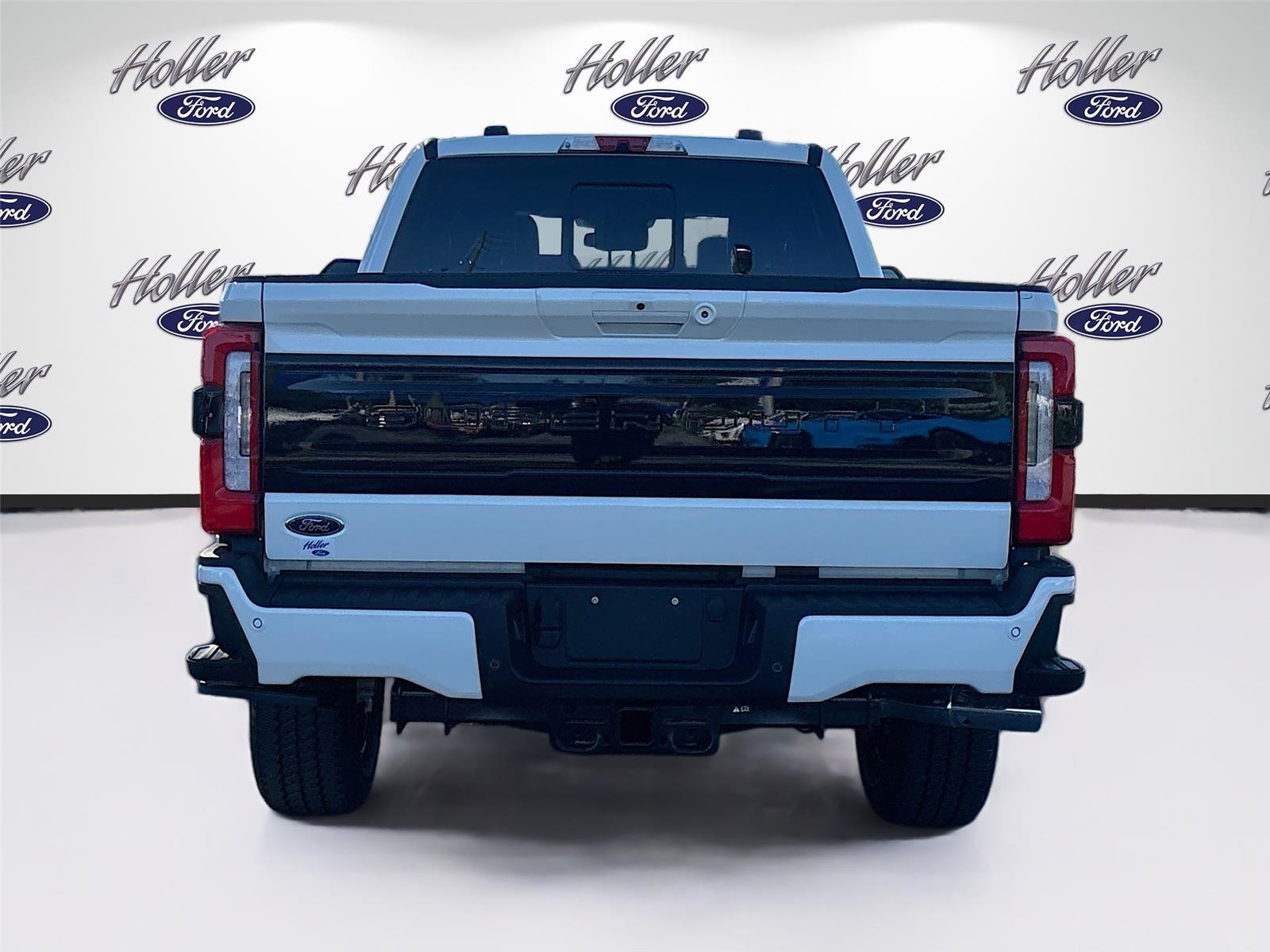 2026 Ford Super Duty F-350 SRW Platinum