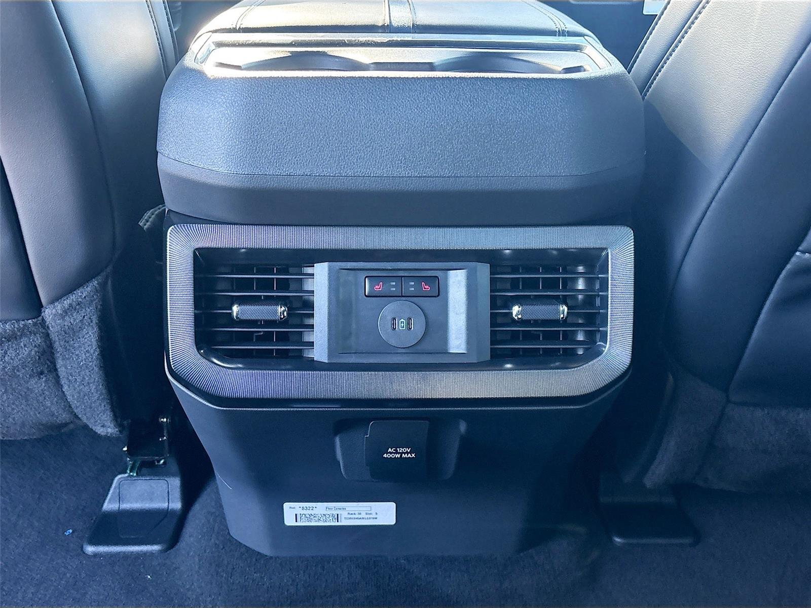2026 Ford Super Duty F-350 SRW Platinum