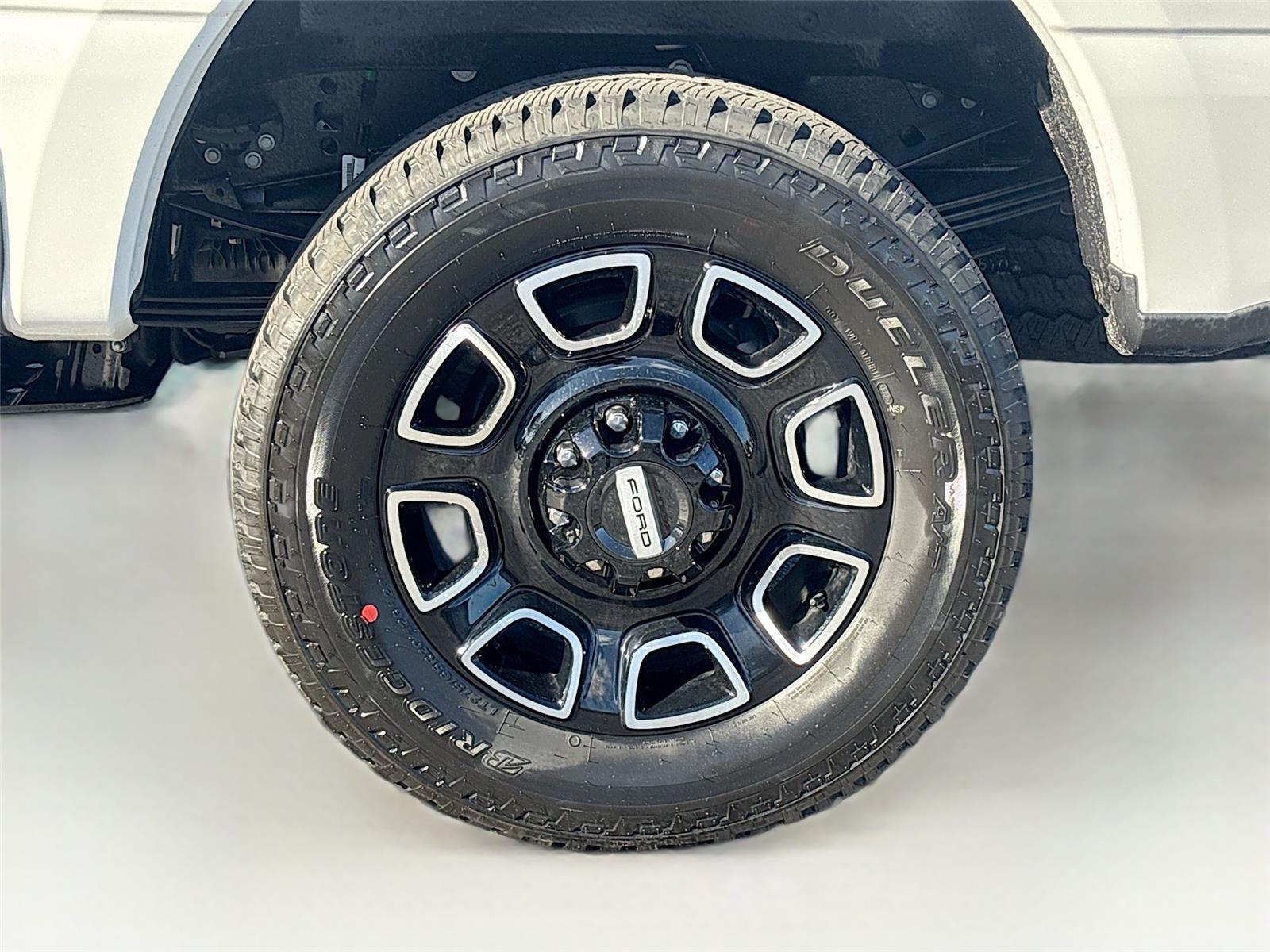 2026 Ford Super Duty F-350 SRW Platinum