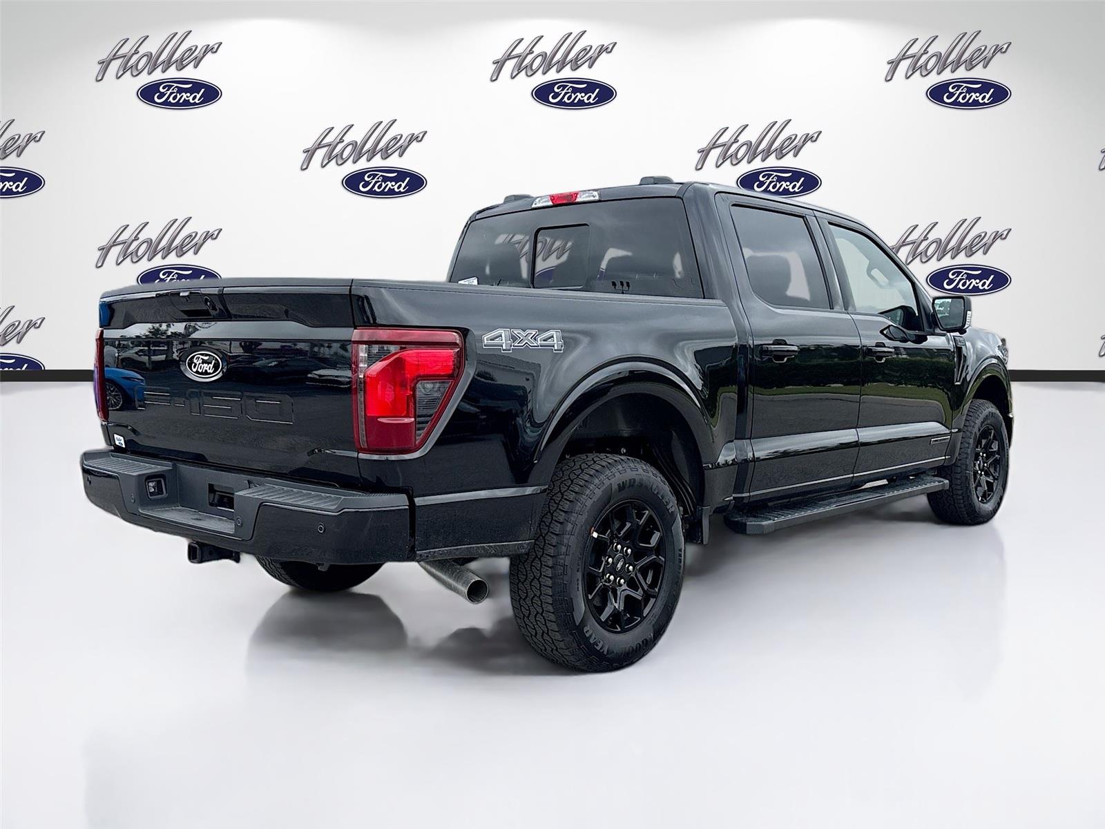 2025 Ford F-150 XLT photo 2