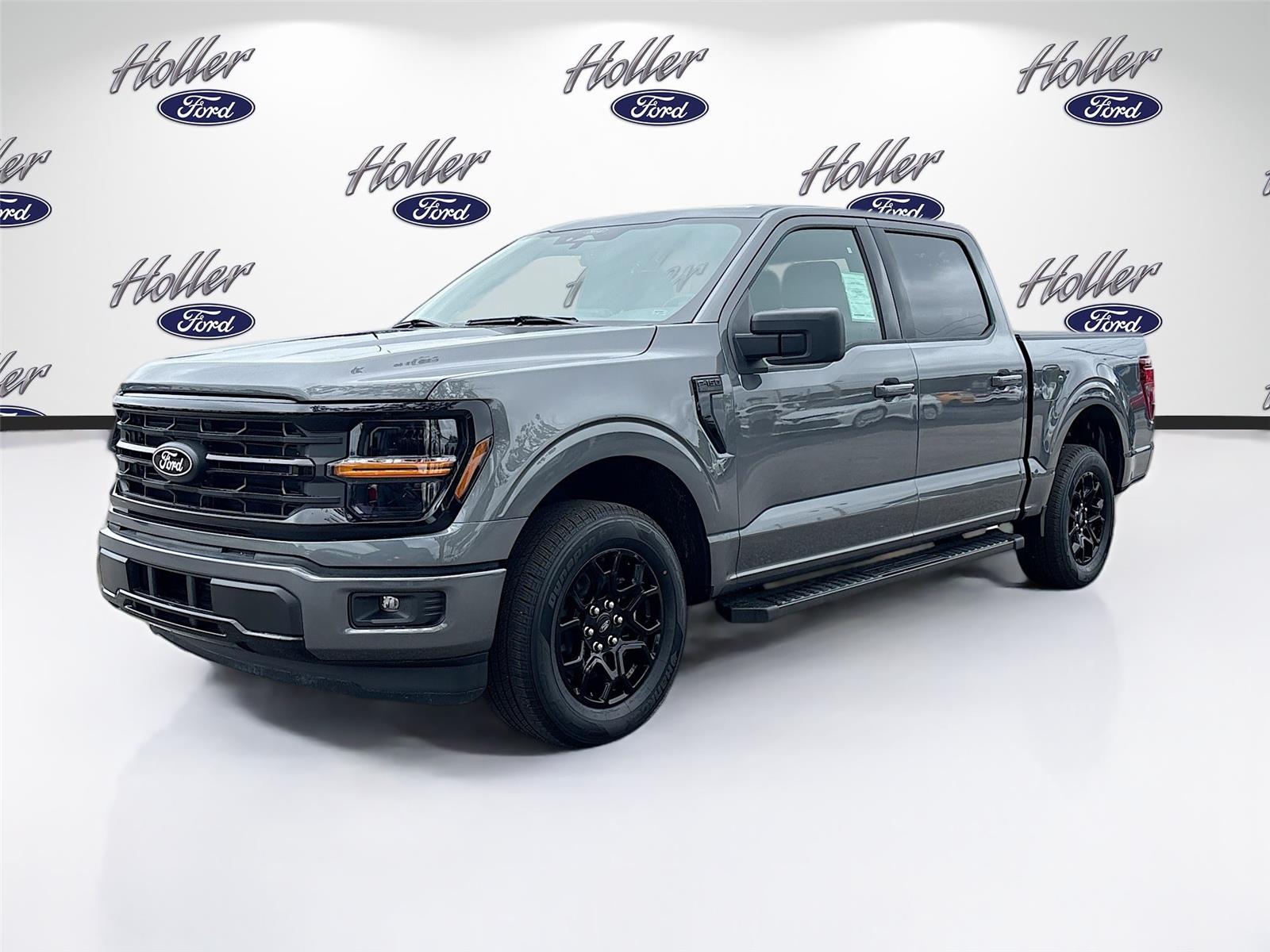 2025 Ford F-150 XLT photo 3
