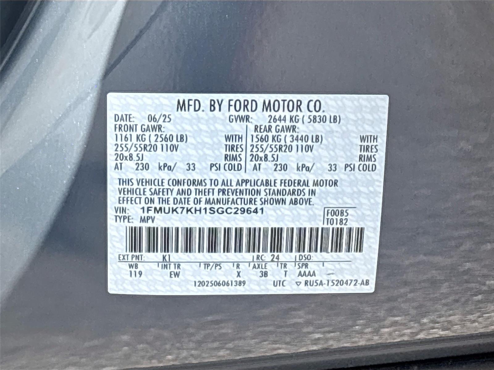 2025 Ford Explorer ST-Line
