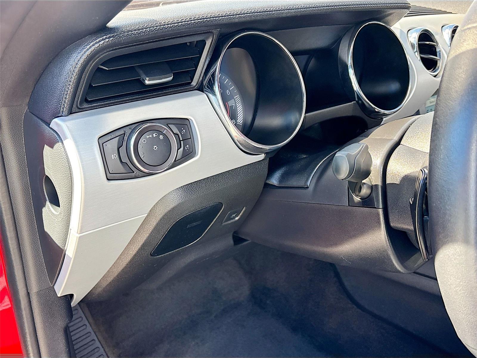 2017 Ford Mustang EcoBoost Premium