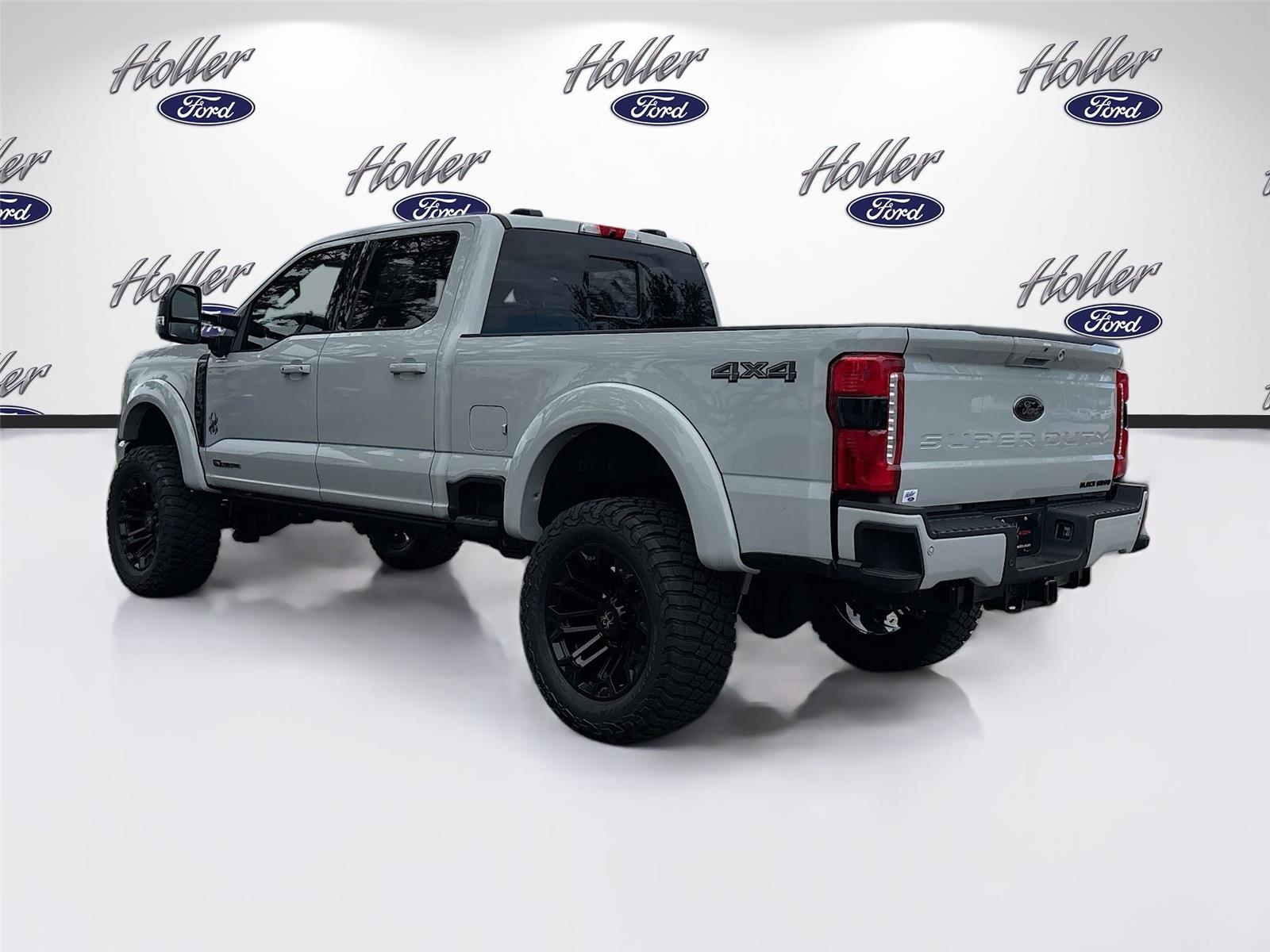 New 2025 Ford Super Duty F-250 LARIAT SRW Black Widow For Sale In