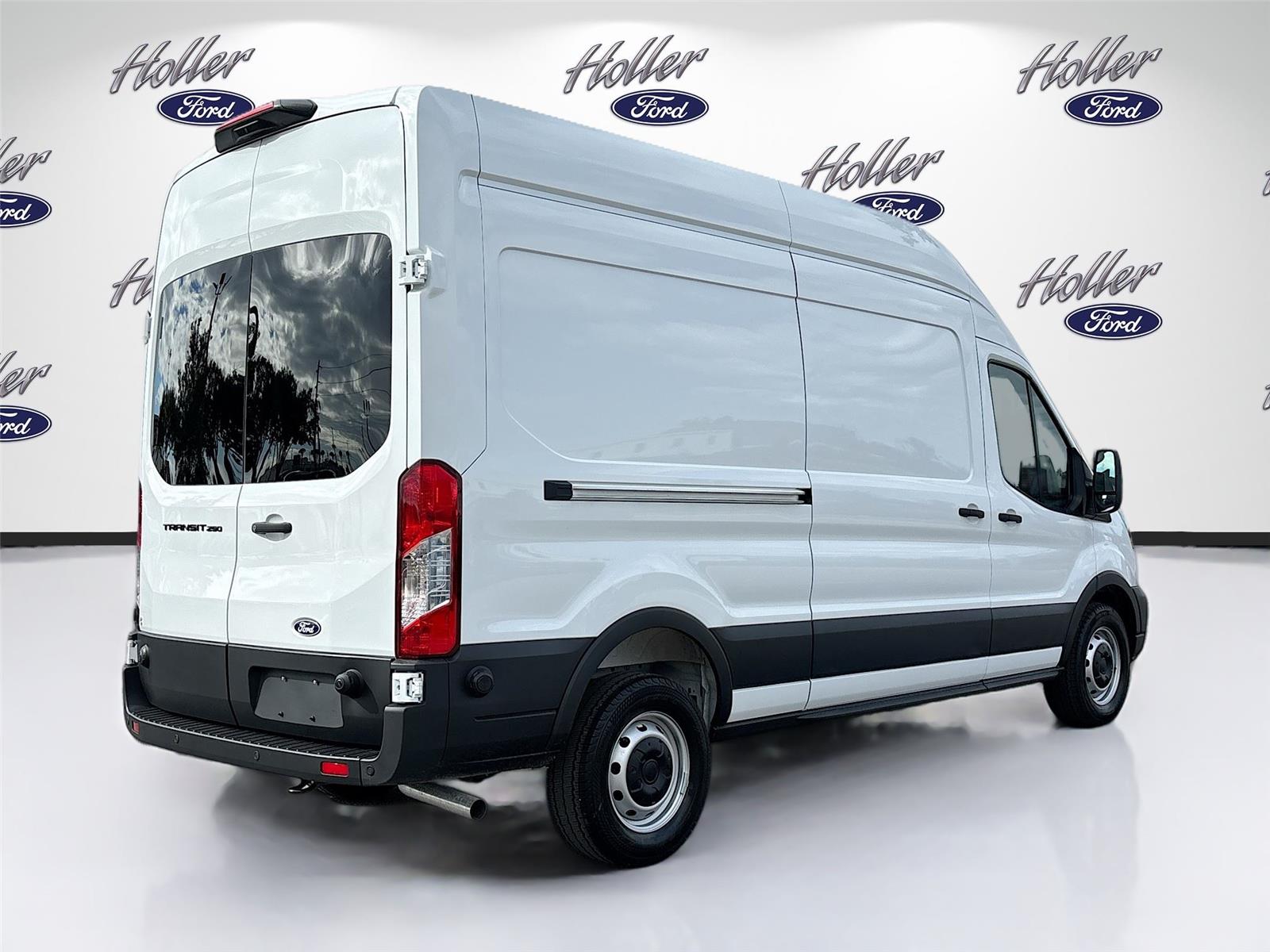 2026 Ford Transit Cargo Van