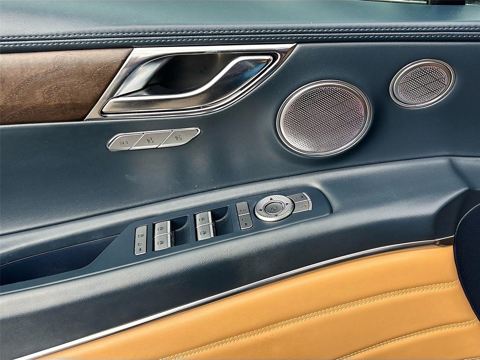 2022 Genesis GV80 Advanced +