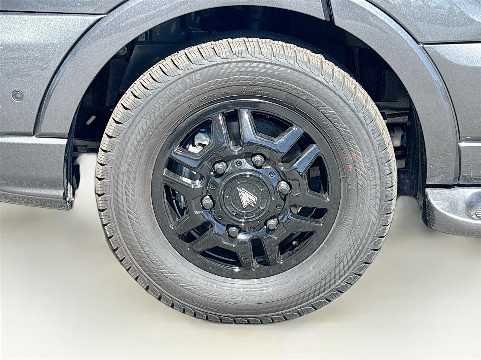 2025 Ford Transit 9 Passenger Waldoch Landmark XL Waldoch Landmark