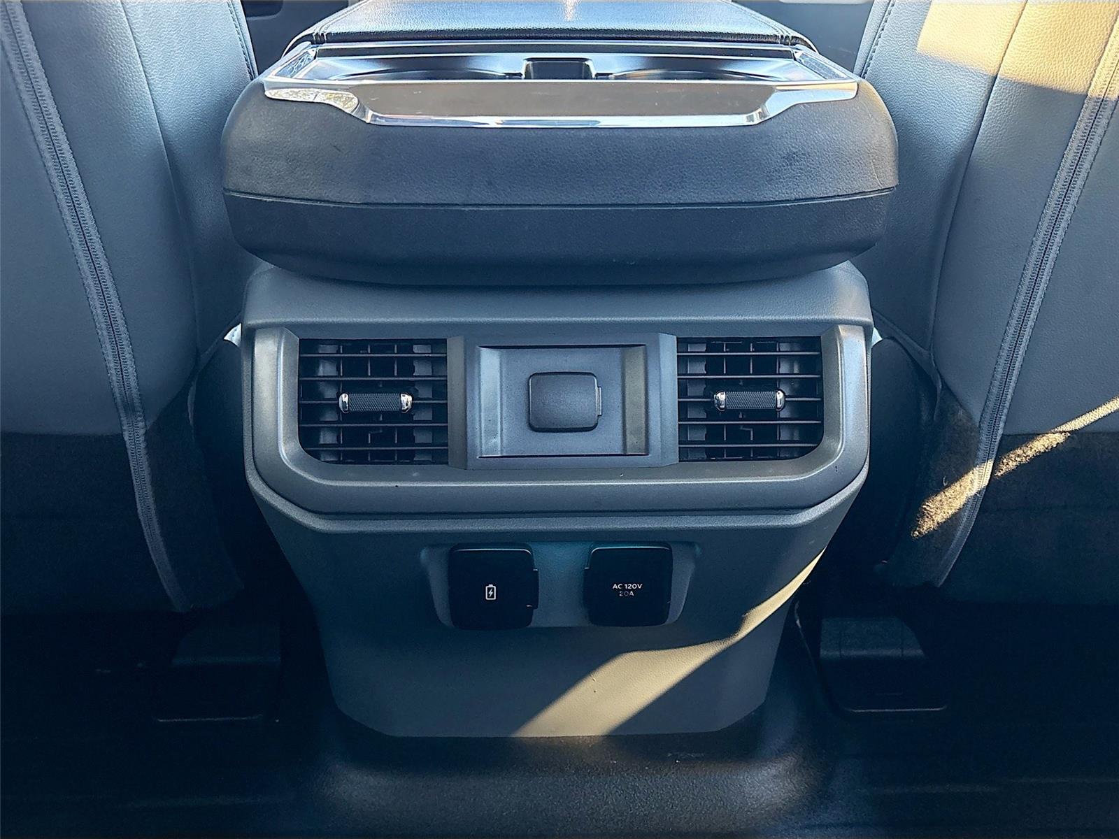 2022 Ford F-150 Lightning Pro