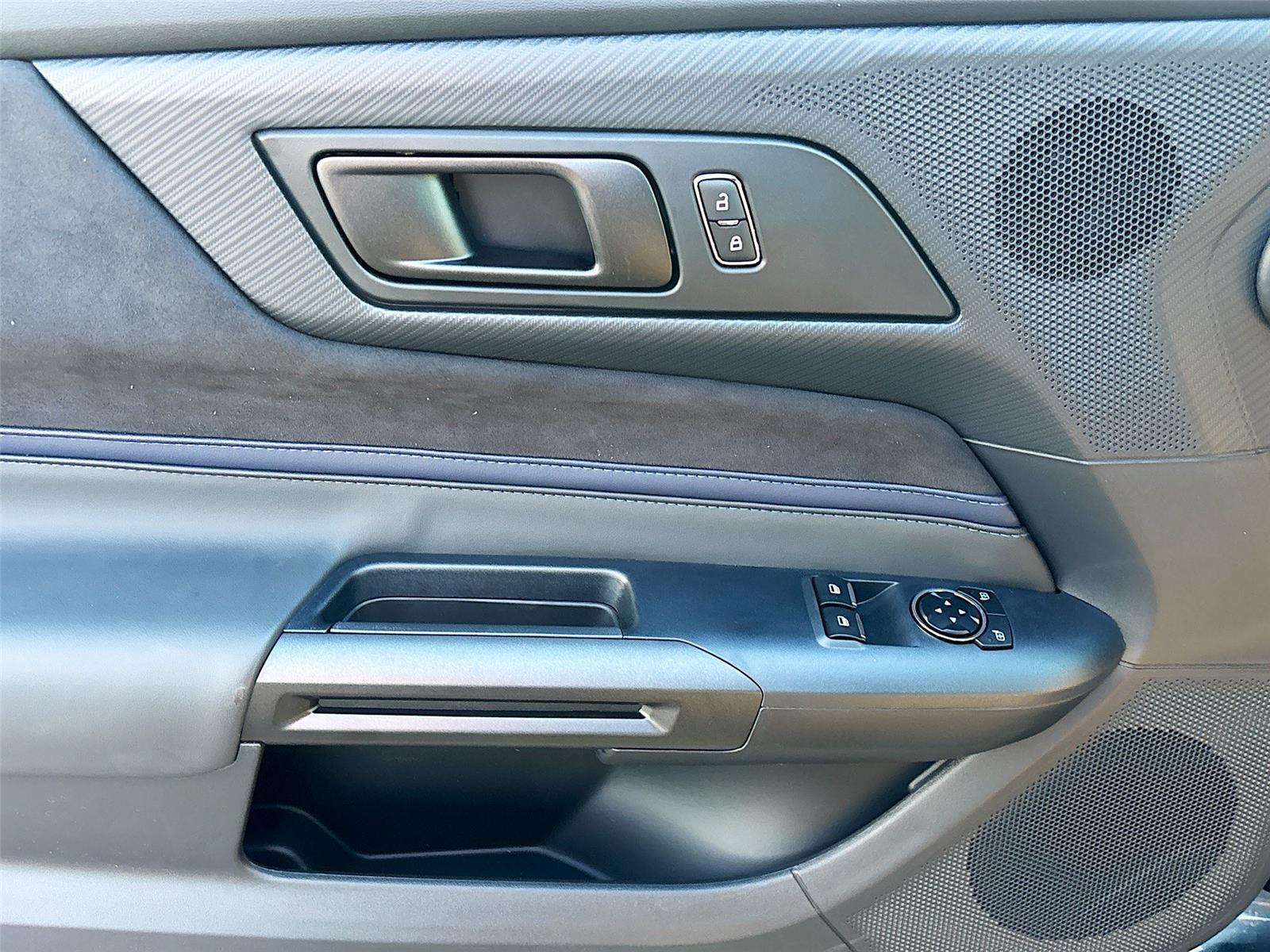 2025 Ford Mustang Dark Horse