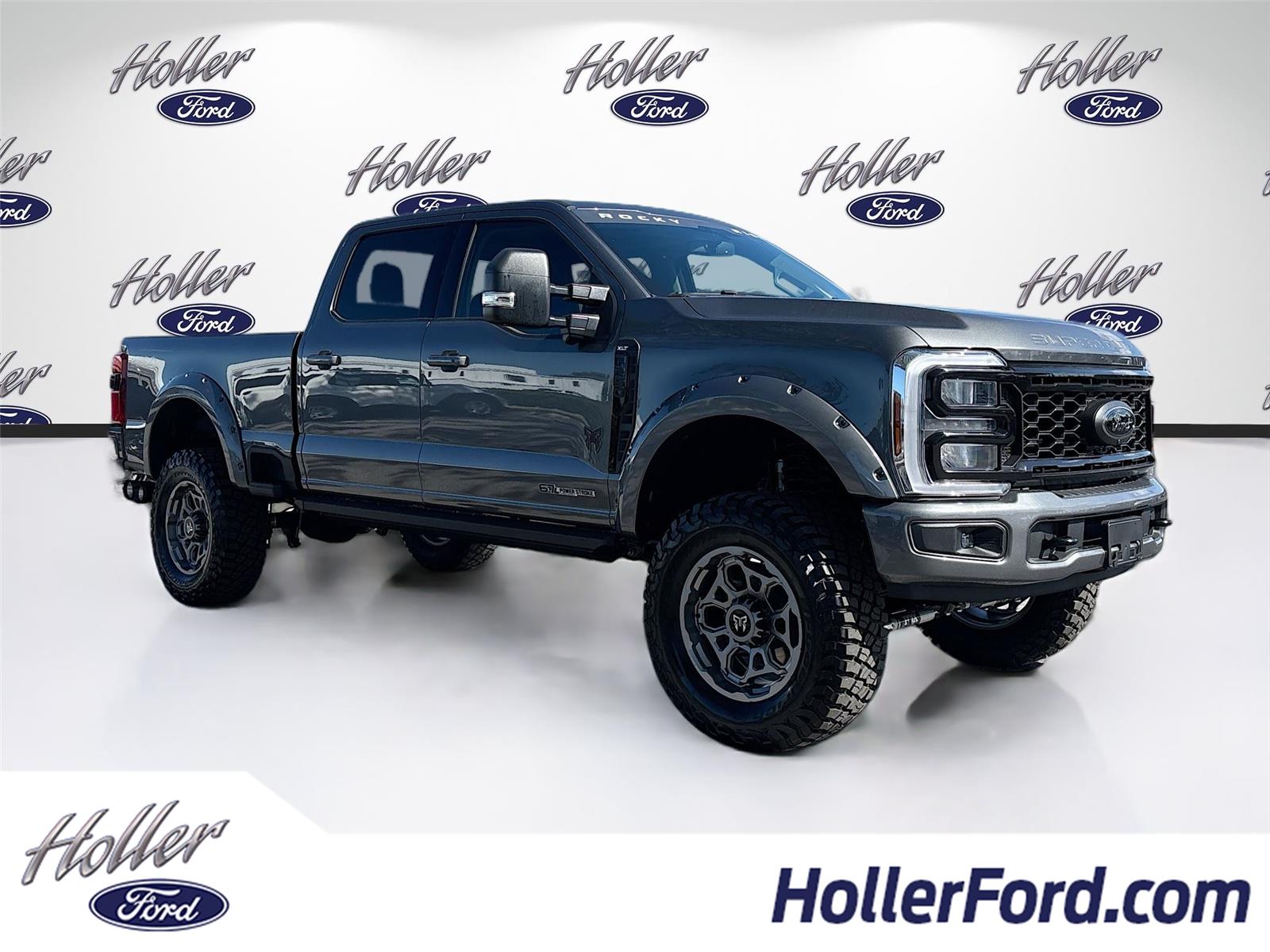 2026 Ford Super Duty F-250 XLT SRW Black Widow