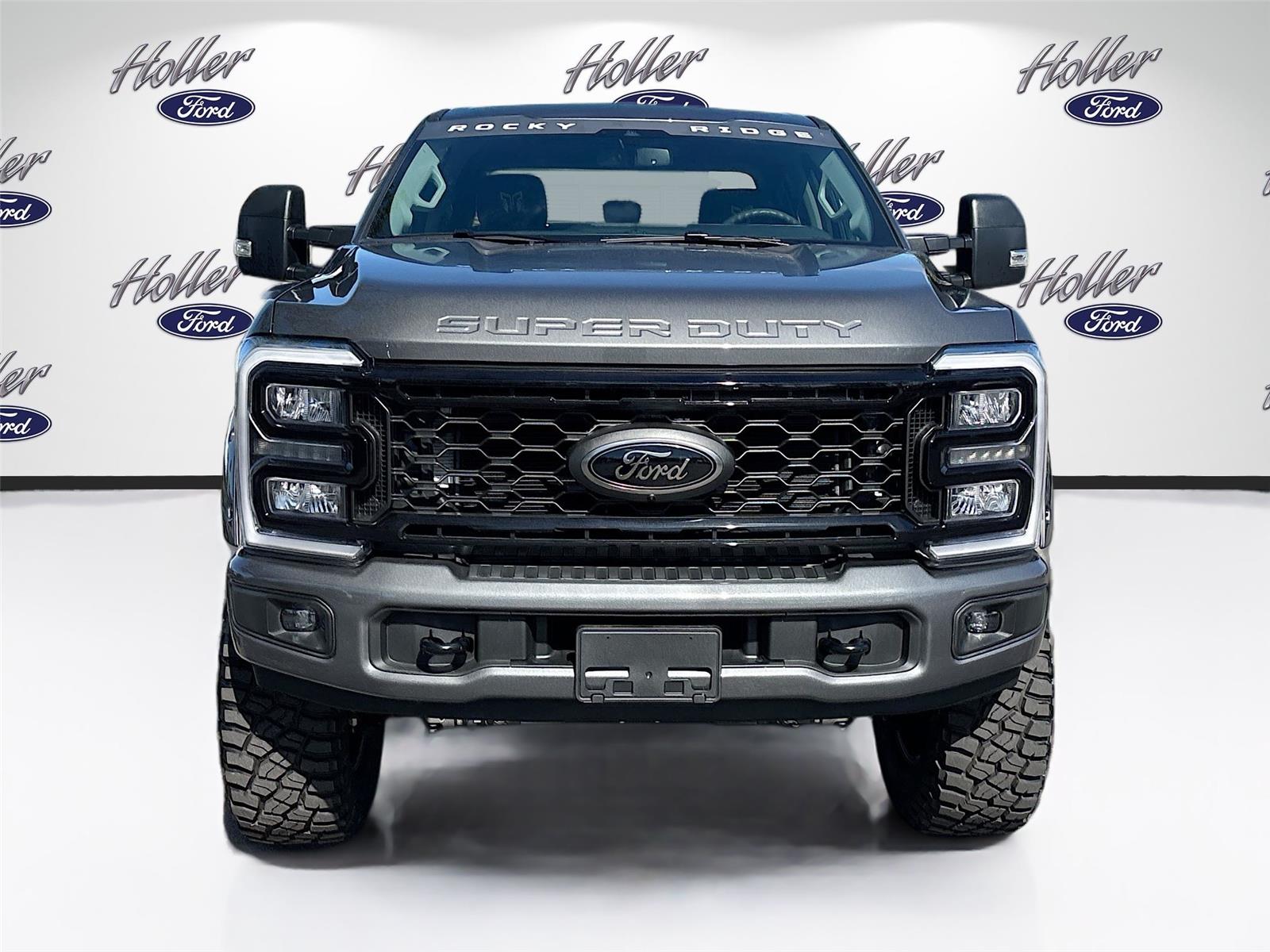 2026 Ford Super Duty F-250 XLT SRW Black Widow