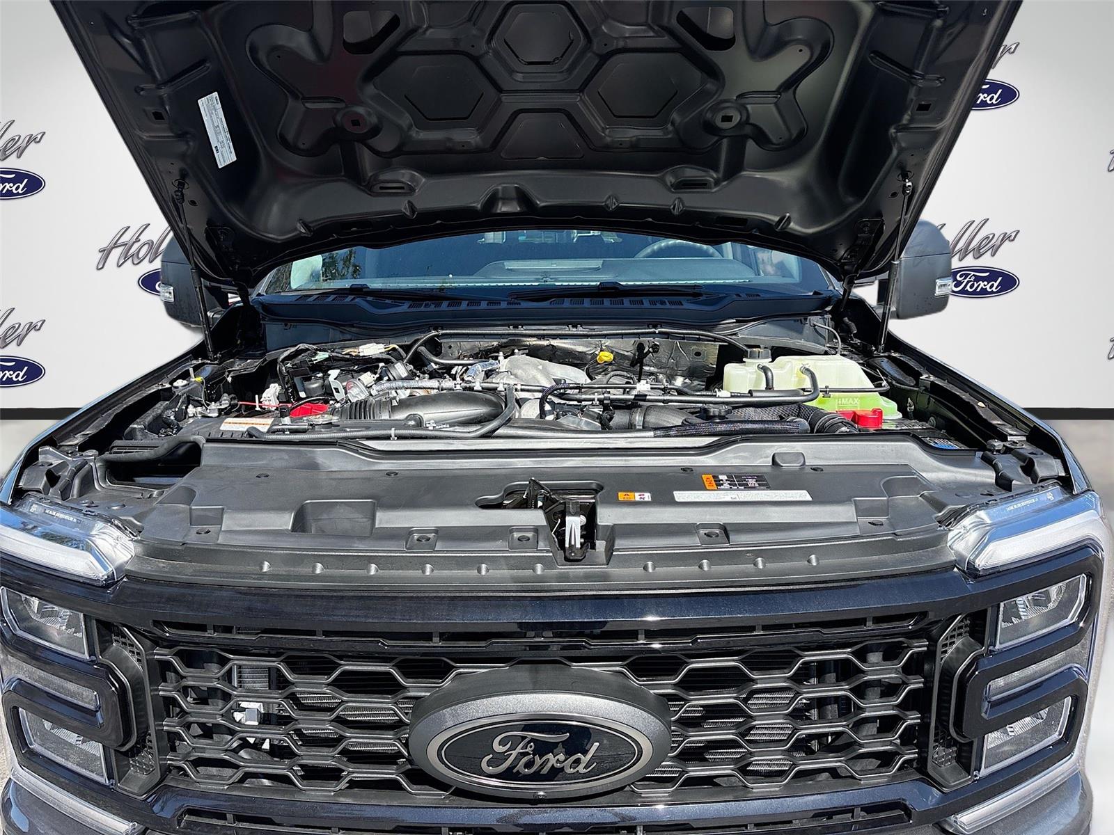 2026 Ford Super Duty F-250 XLT SRW Black Widow