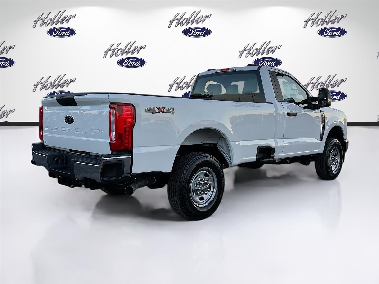 2026 Ford F-250 XL photo 4