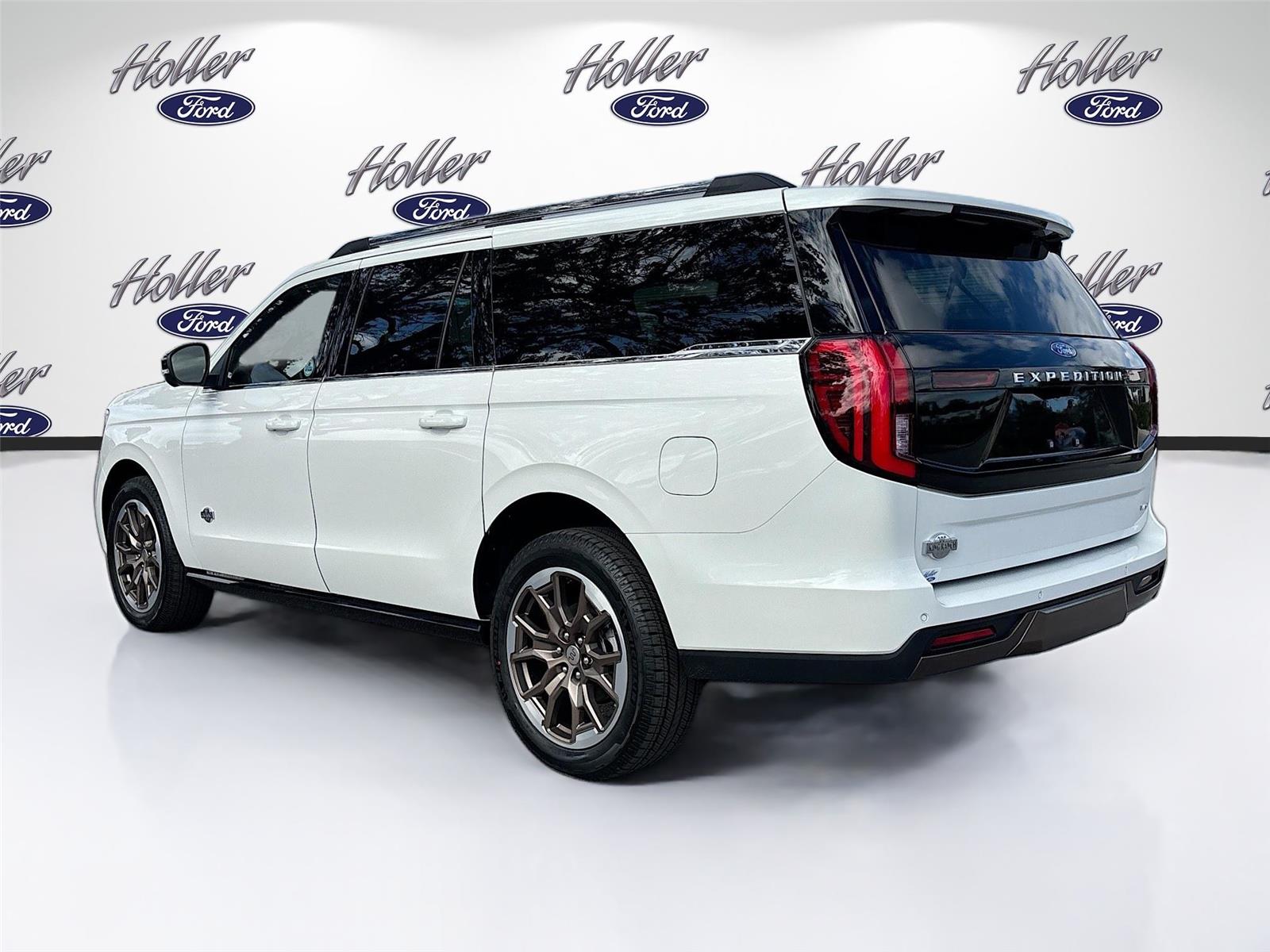 2025 Ford Expedition MAX King Ranch photo 2
