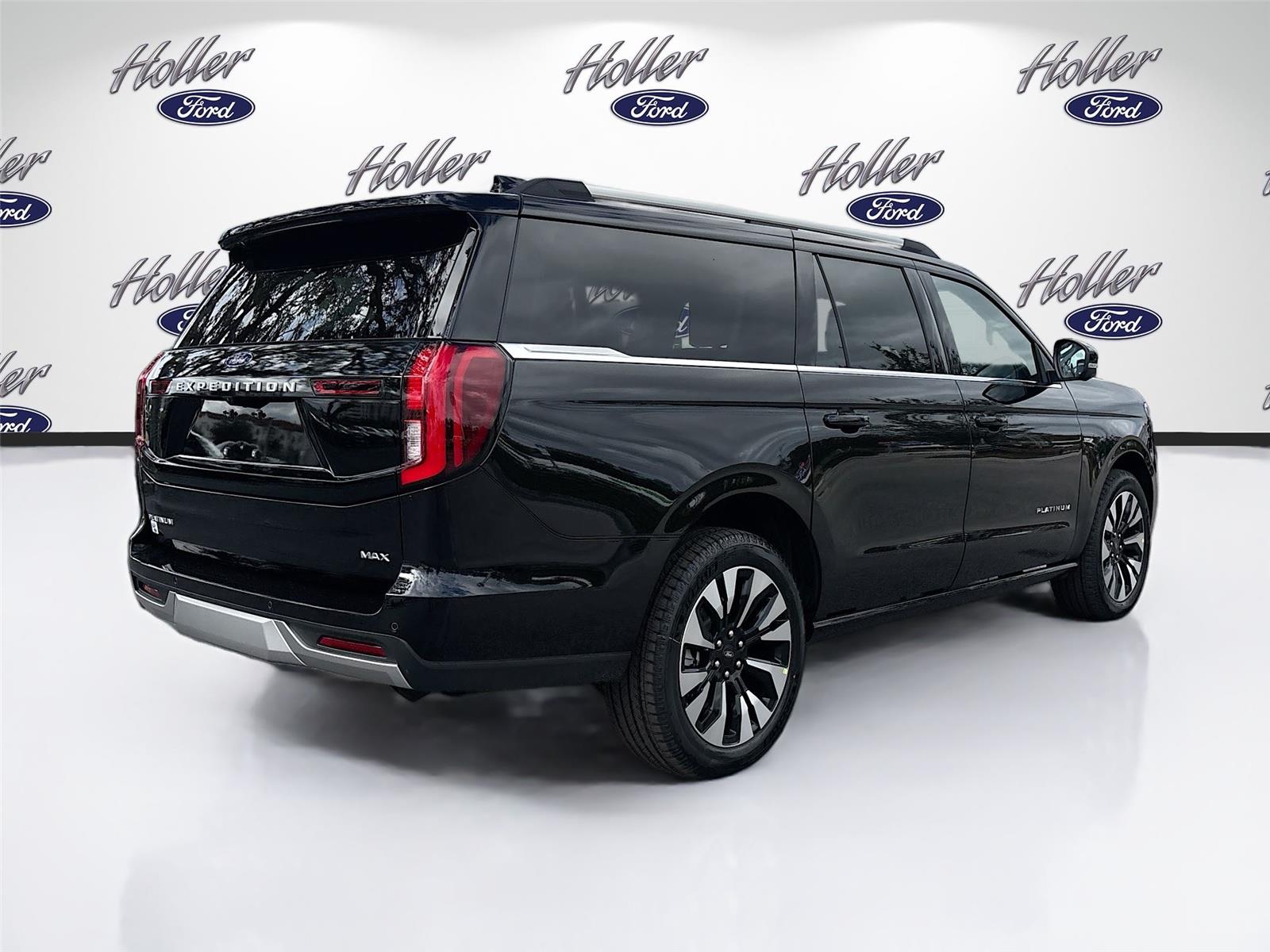 2025 Ford Expedition MAX Platinum photo 4