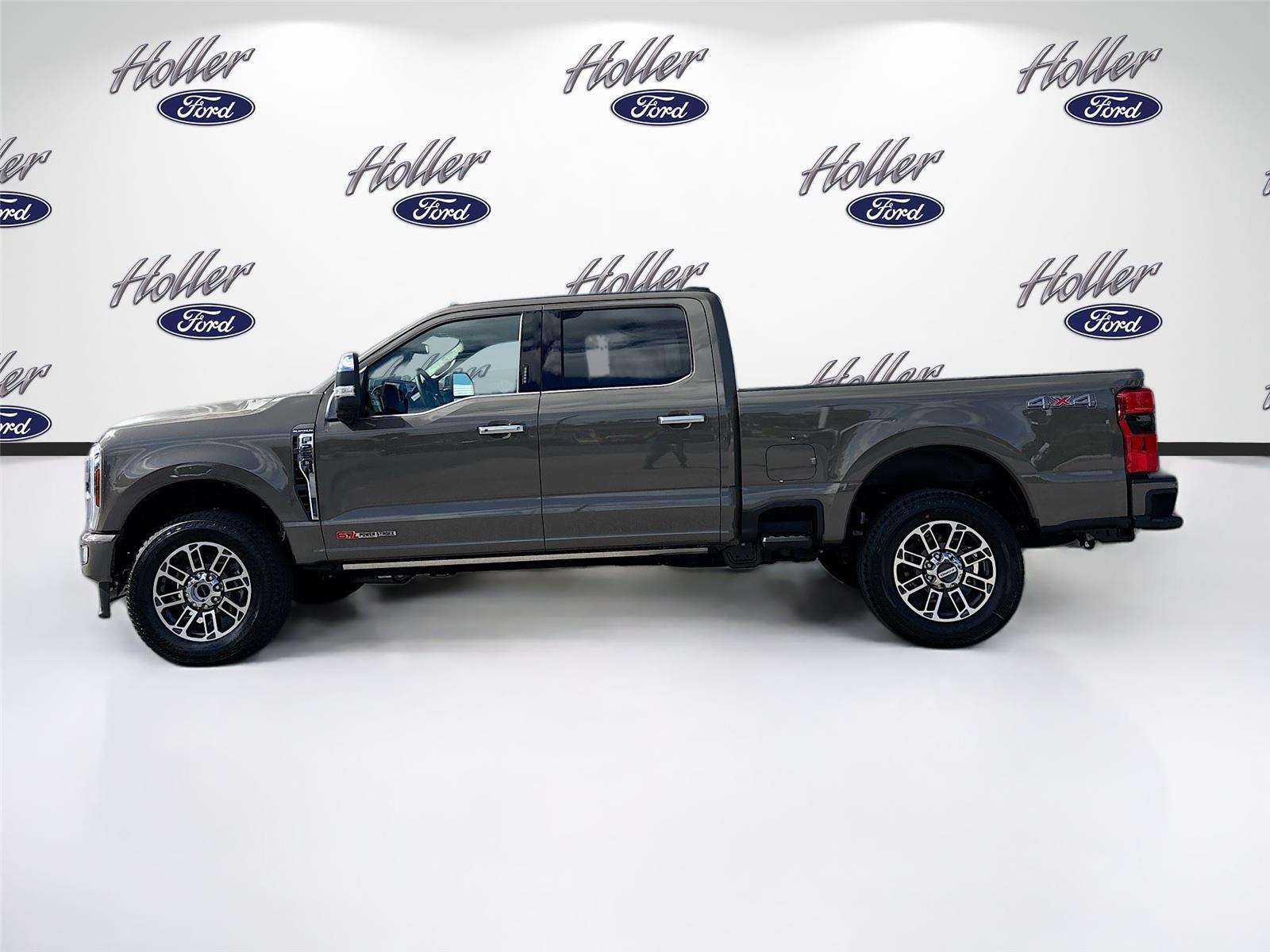 2026 Ford F-250 Platinum photo 4