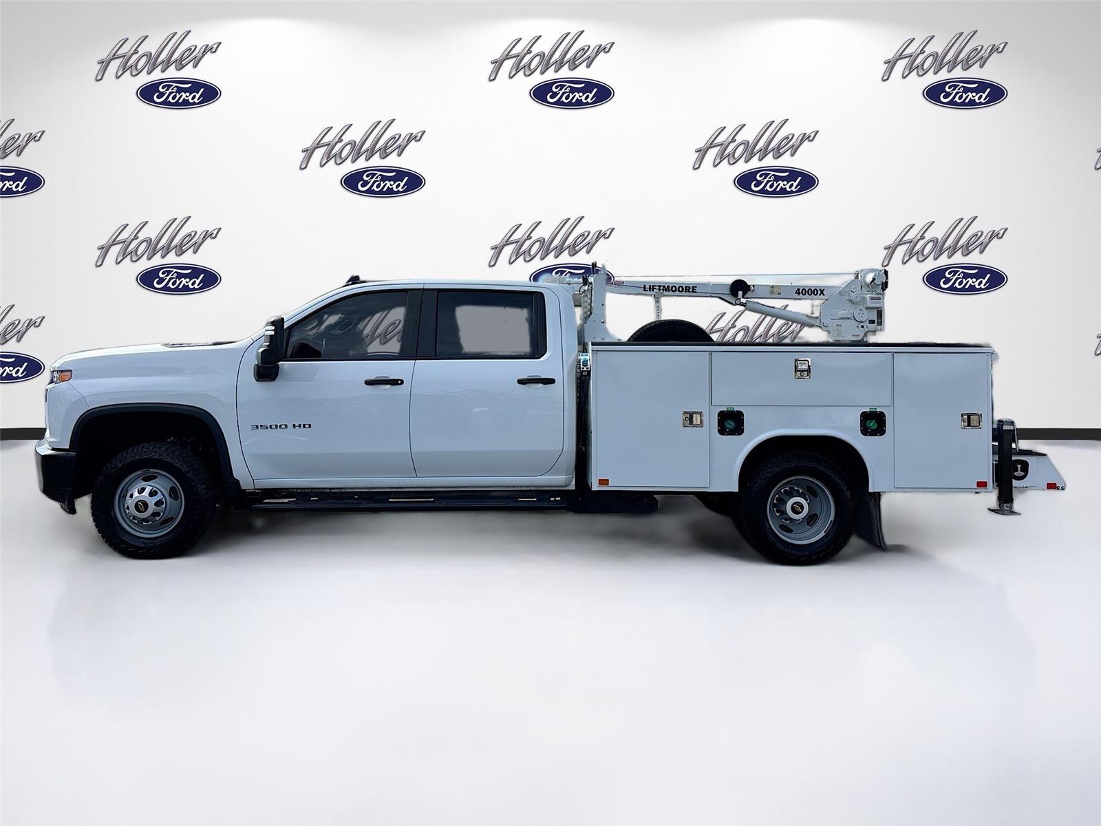 2023 Chevrolet Silverado 3500HD CC Work Truck