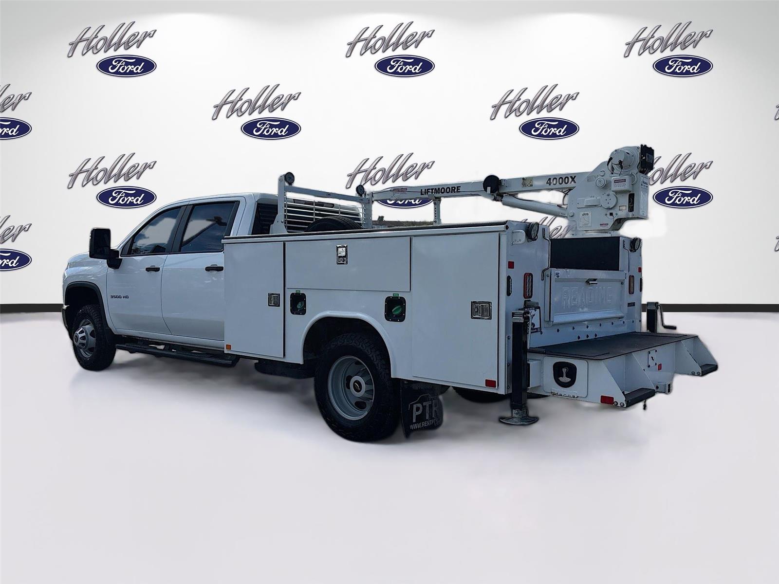 2023 Chevrolet Silverado 3500HD CC Work Truck