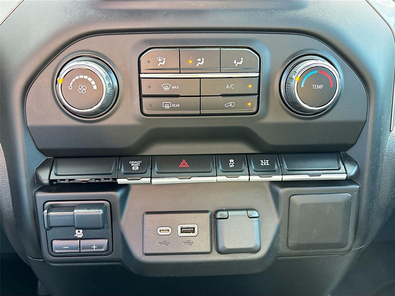 2023 Chevrolet Silverado 3500HD CC Work Truck