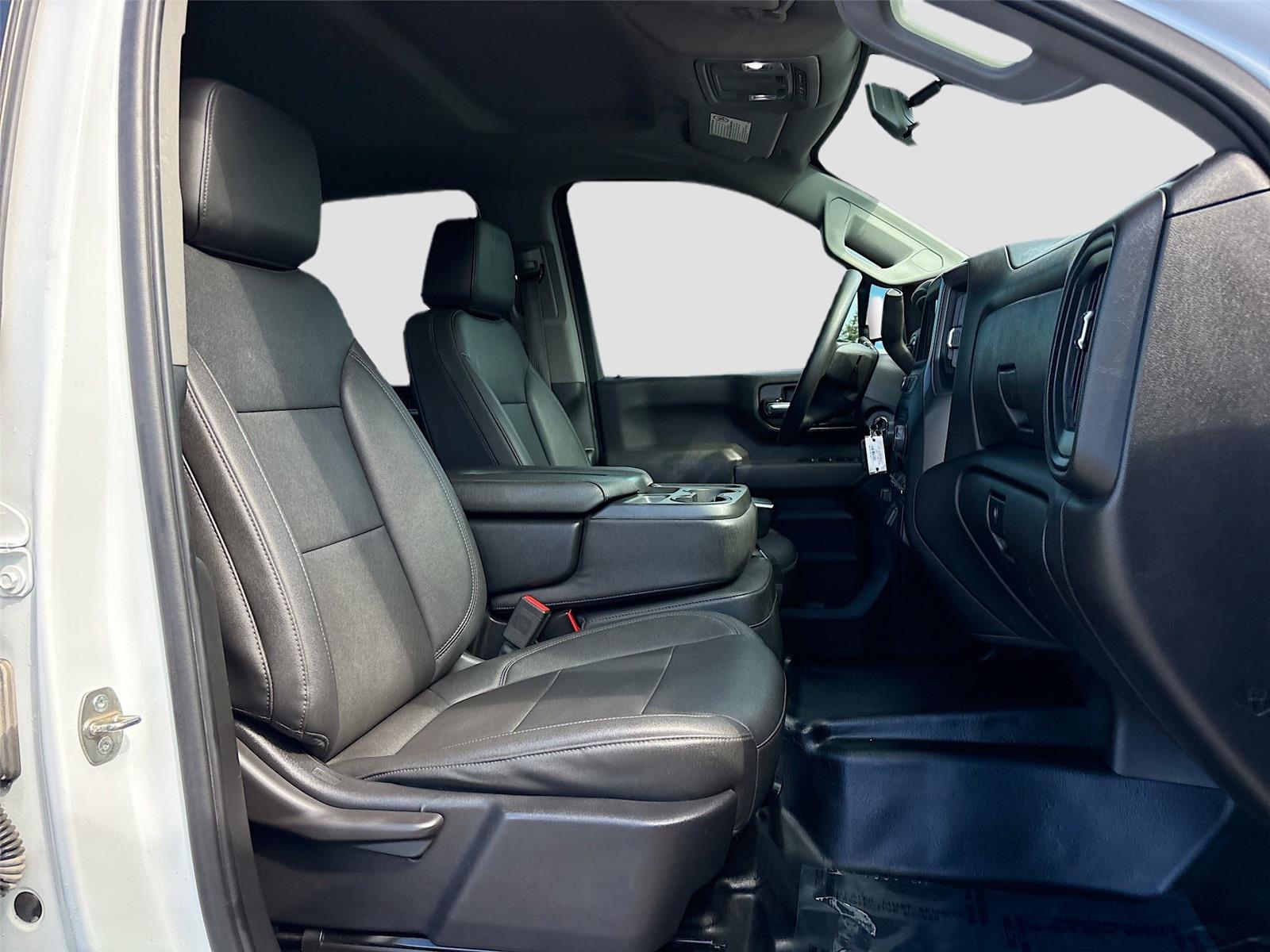 2023 Chevrolet Silverado 3500HD CC Work Truck