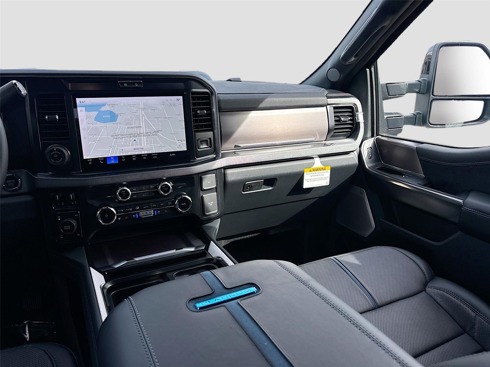 2026 Ford Super Duty F-350 SRW Platinum