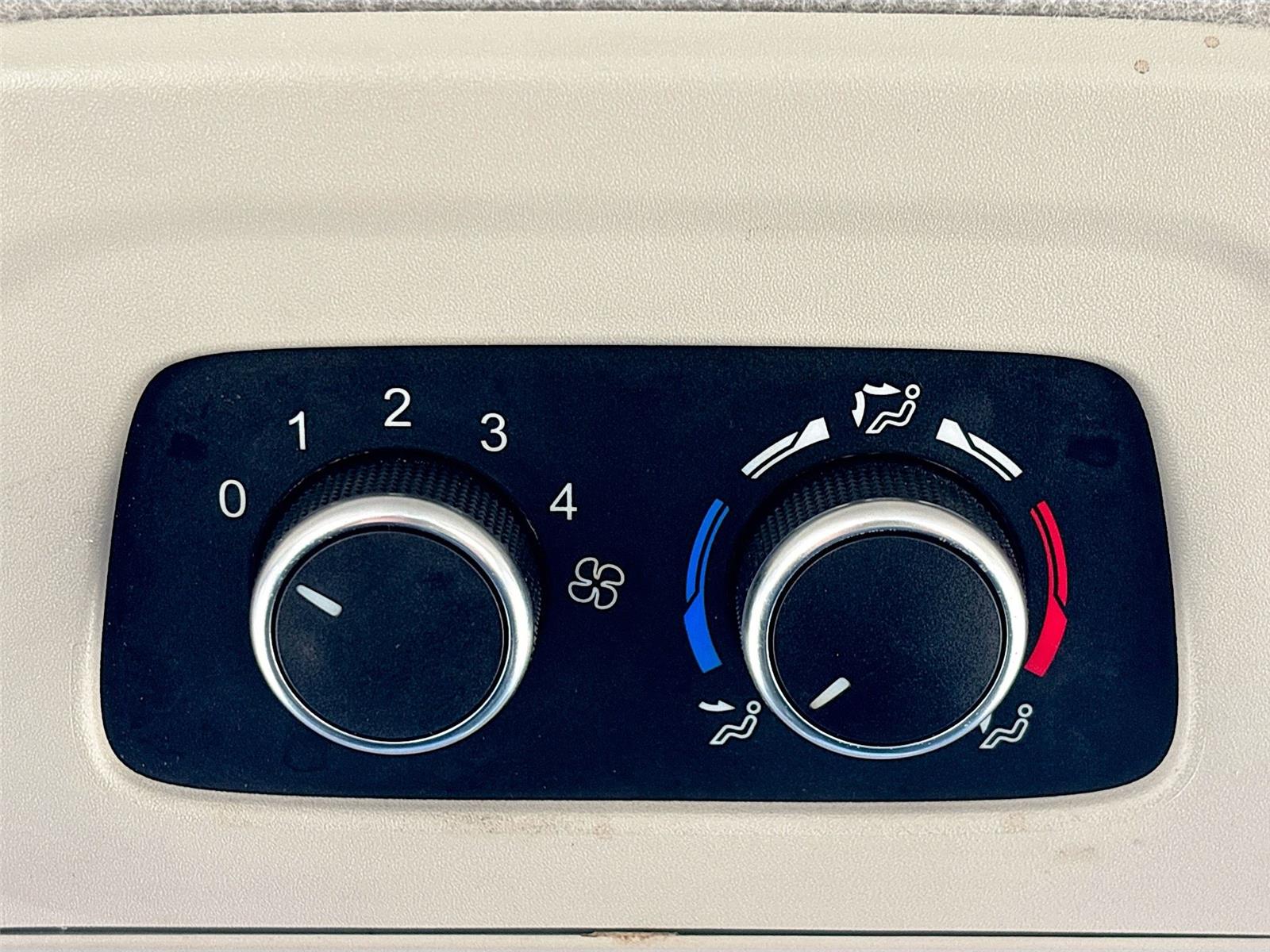 2022 Ford Transit Passenger Wagon XLT