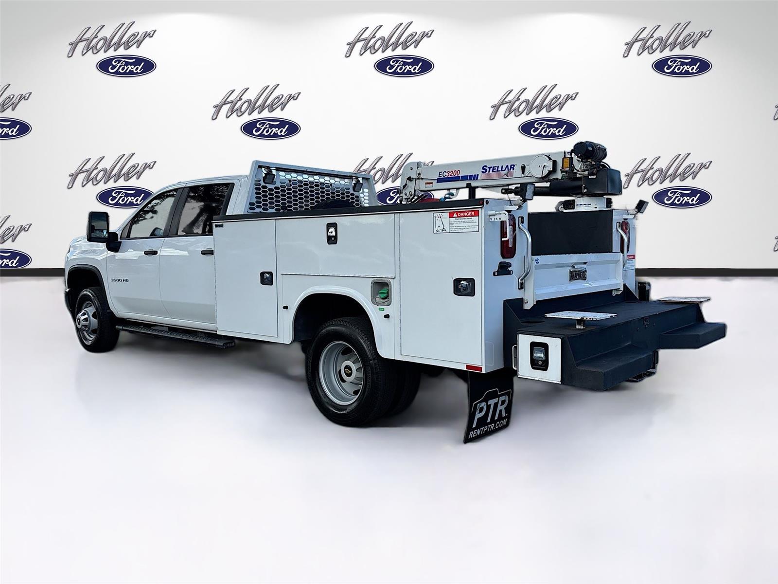 2023 Chevrolet Silverado 3500HD CC Work Truck