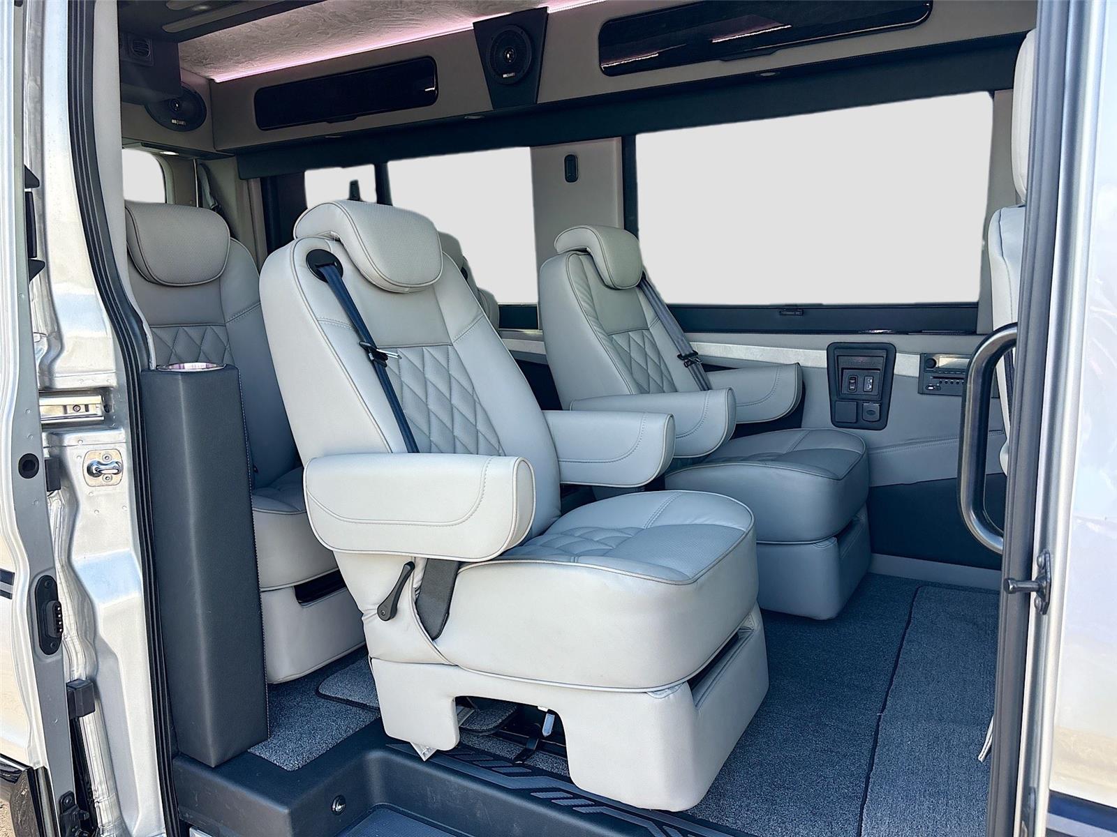 2025 Ford Transit Cargo Van