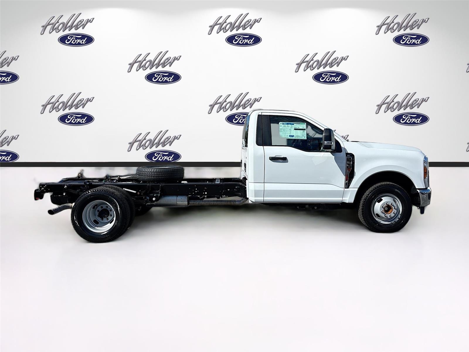 2026 Ford Super Duty F-350 DRW XL