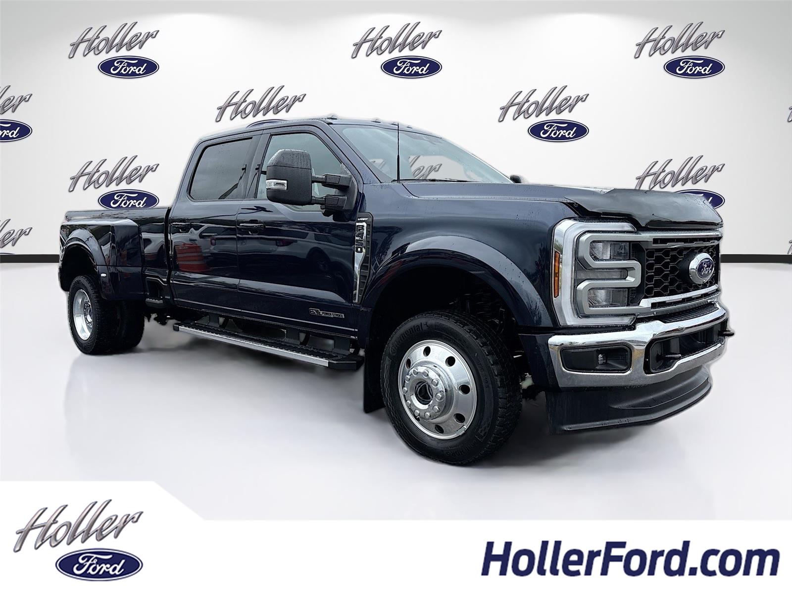 2024 Ford Super Duty F-450 DRW LARIAT