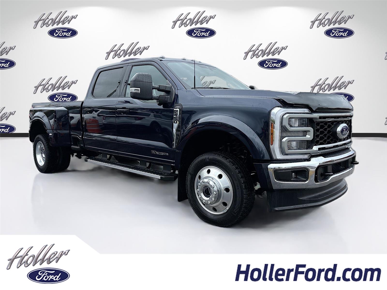 2024 Ford Super Duty F-450 DRW LARIAT