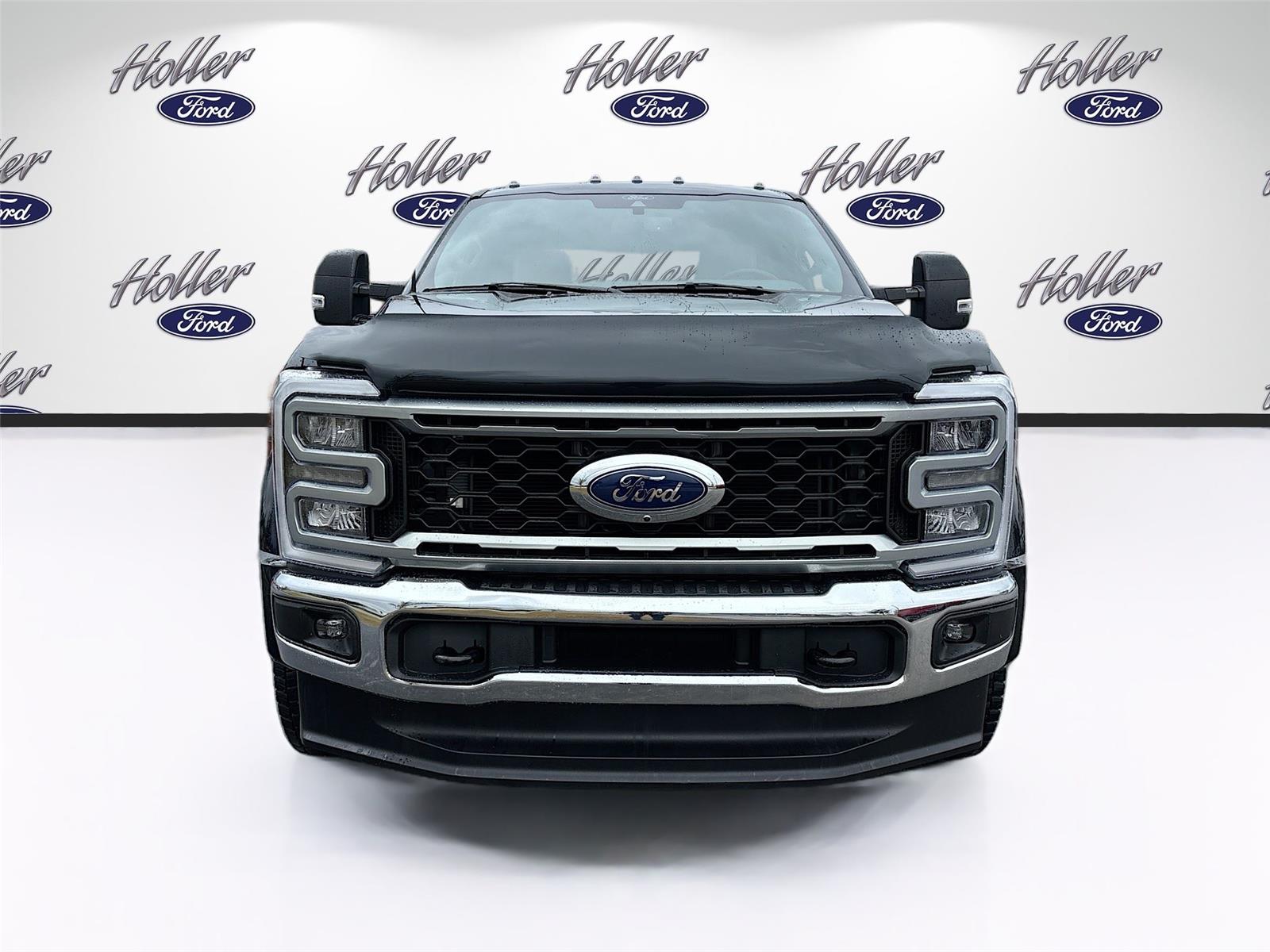 2024 Ford Super Duty F-450 DRW LARIAT