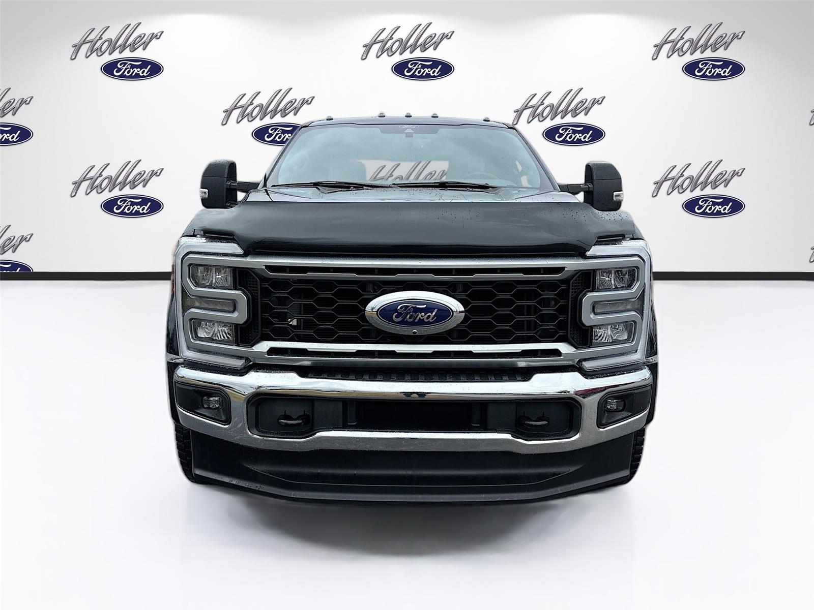 2024 Ford Super Duty F-450 DRW LARIAT