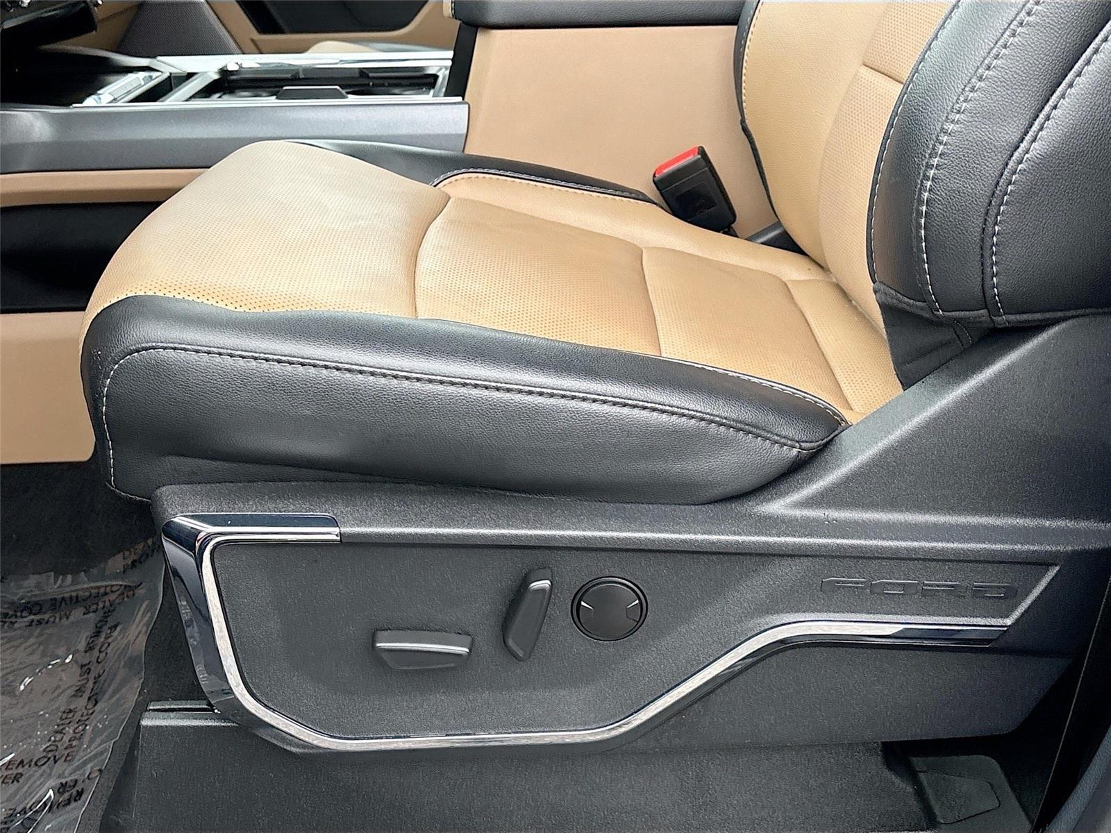 2024 Ford Super Duty F-450 DRW LARIAT